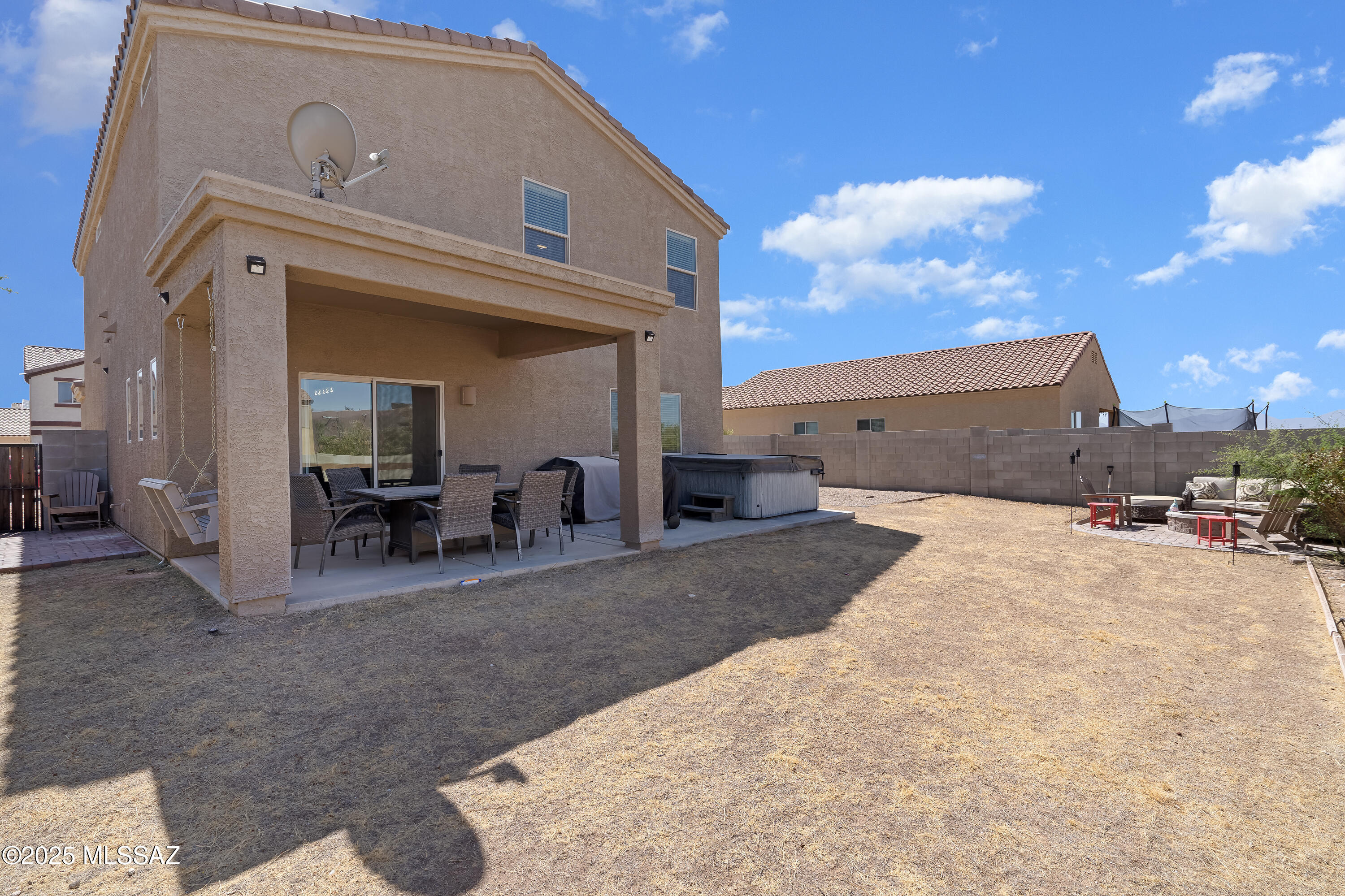 6494 E Brushback Loop