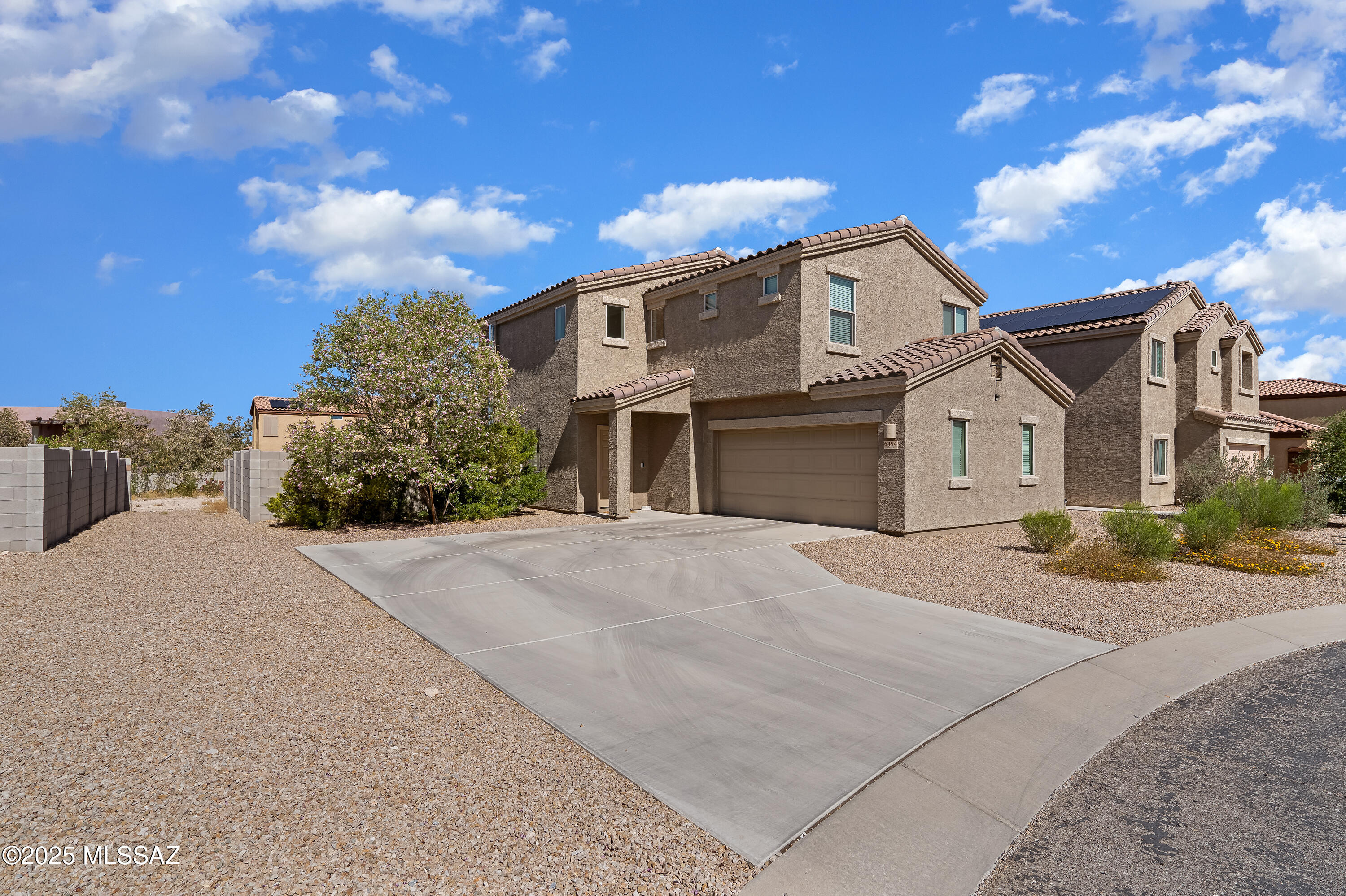 6494 E Brushback Loop