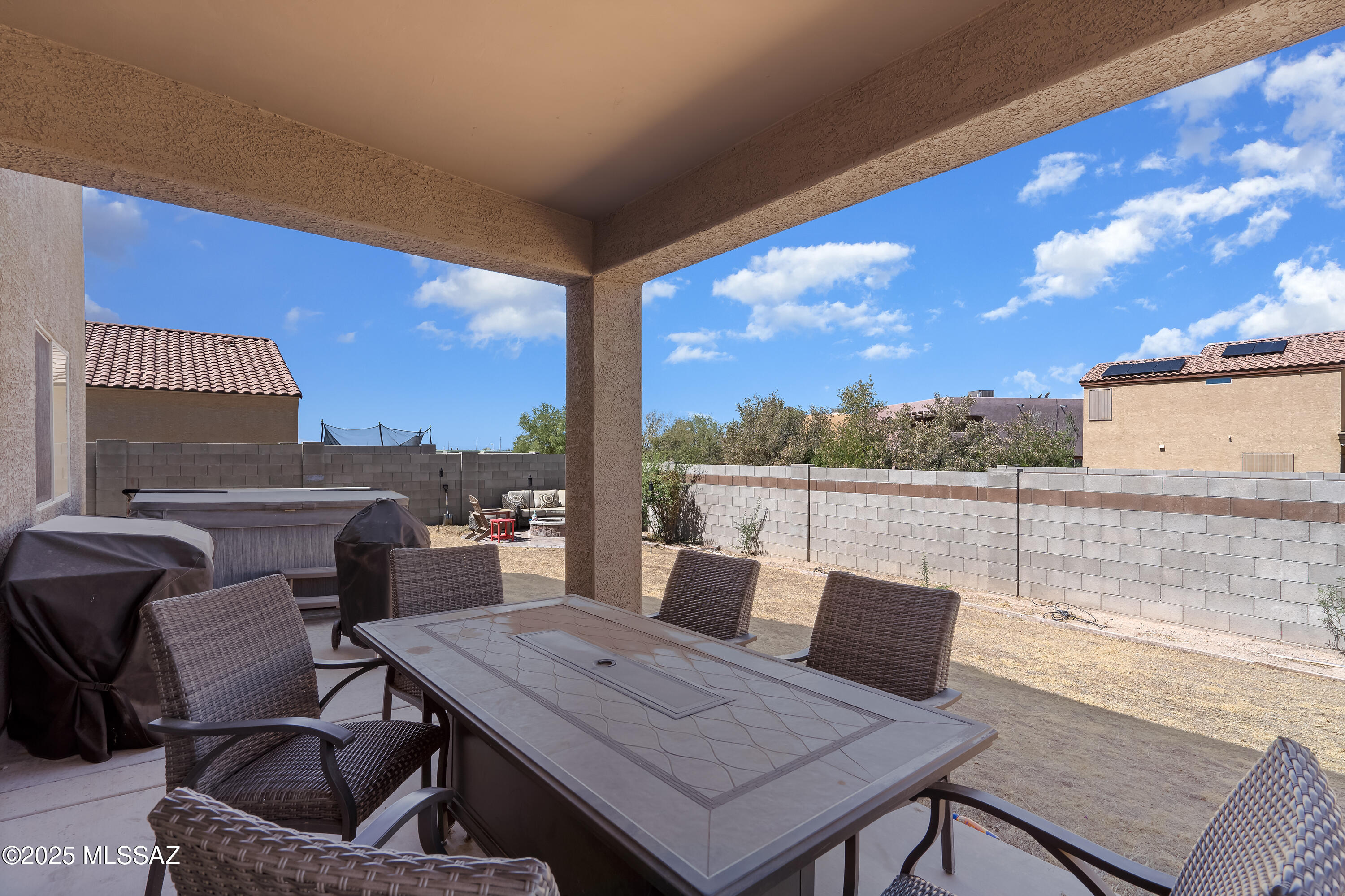 6494 E Brushback Loop