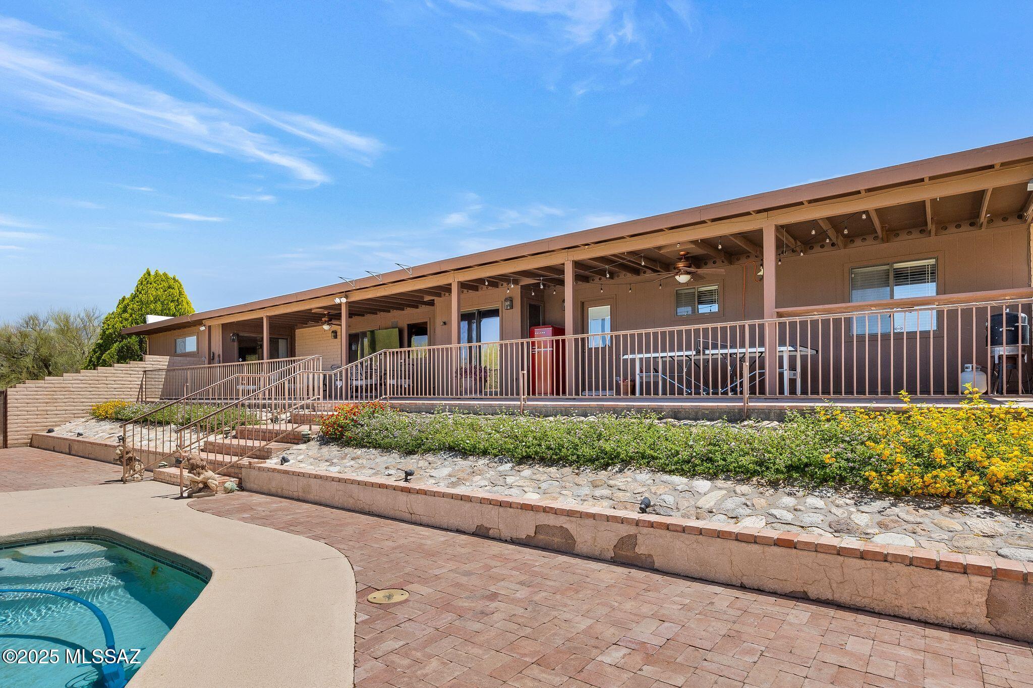 571 N Tanque Verde Loop Road