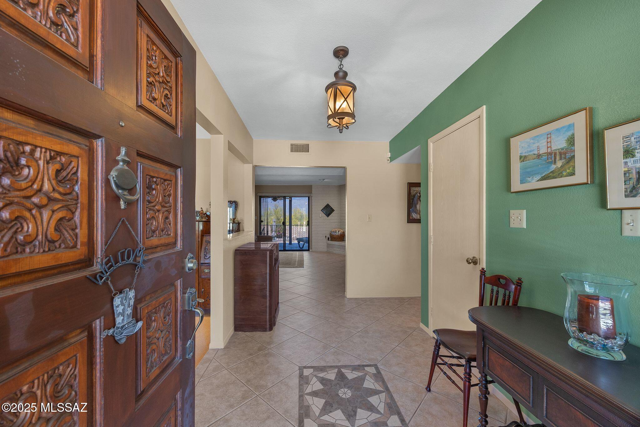 571 N Tanque Verde Loop Road