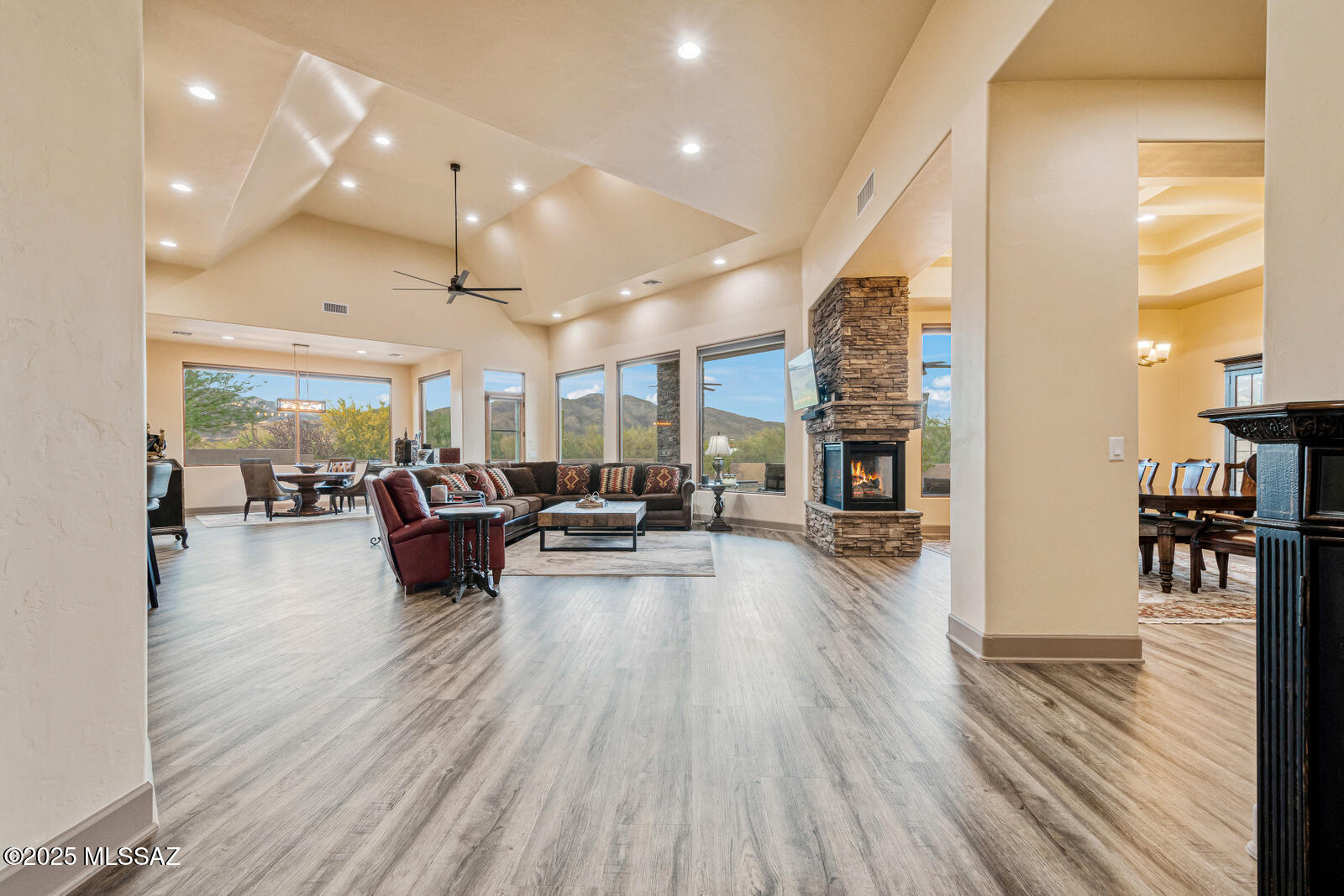 2706 N Megafauna Court