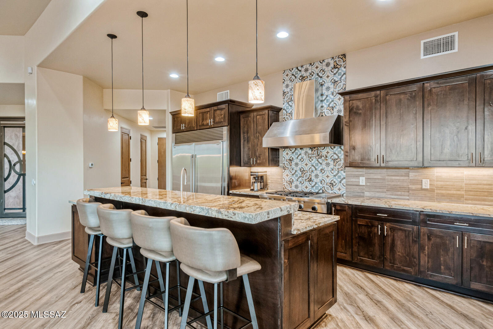 2706 N Megafauna Court