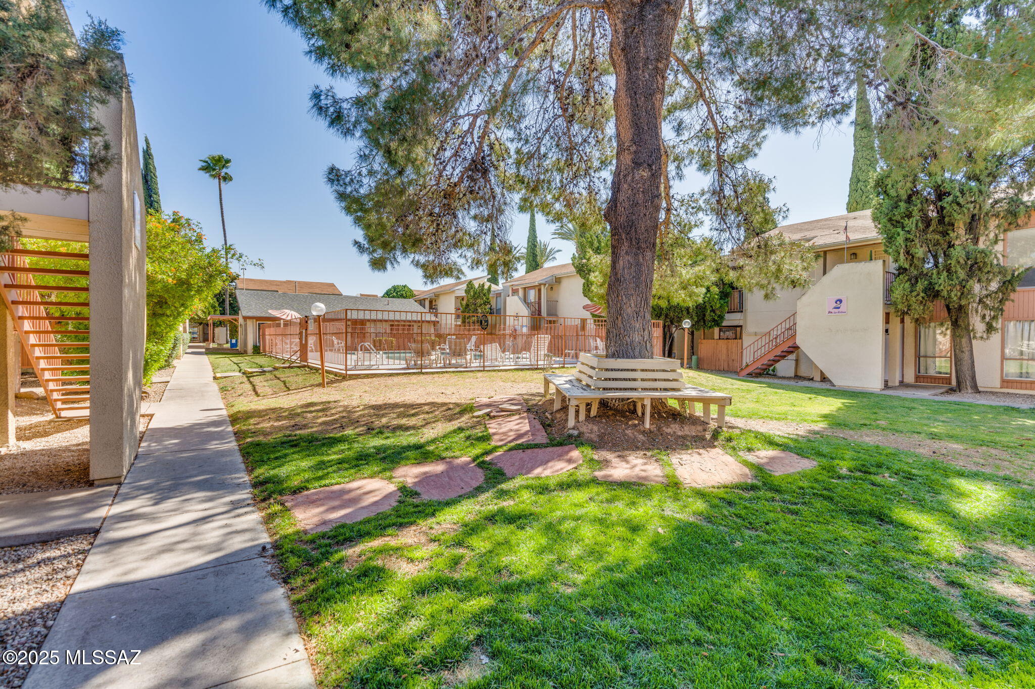 1600 N Wilmot Road Unit: 155