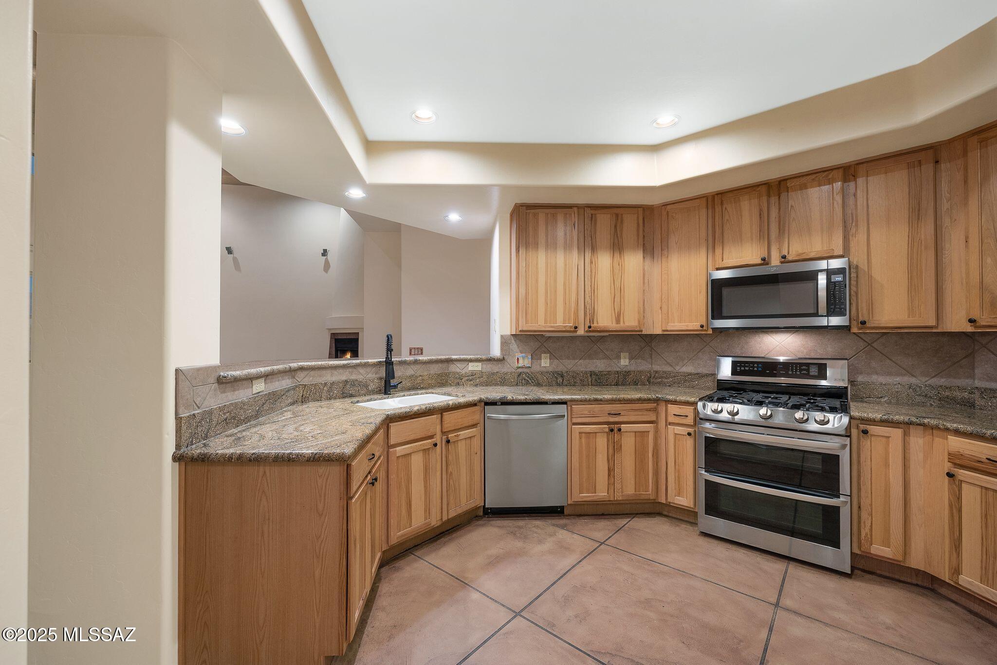 9941 S Placita De La Bondad