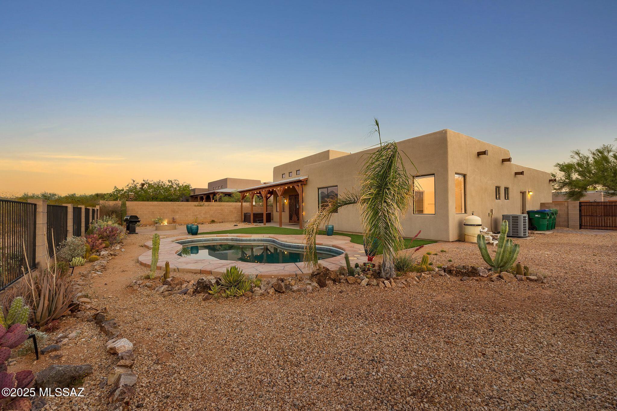 9941 S Placita De La Bondad