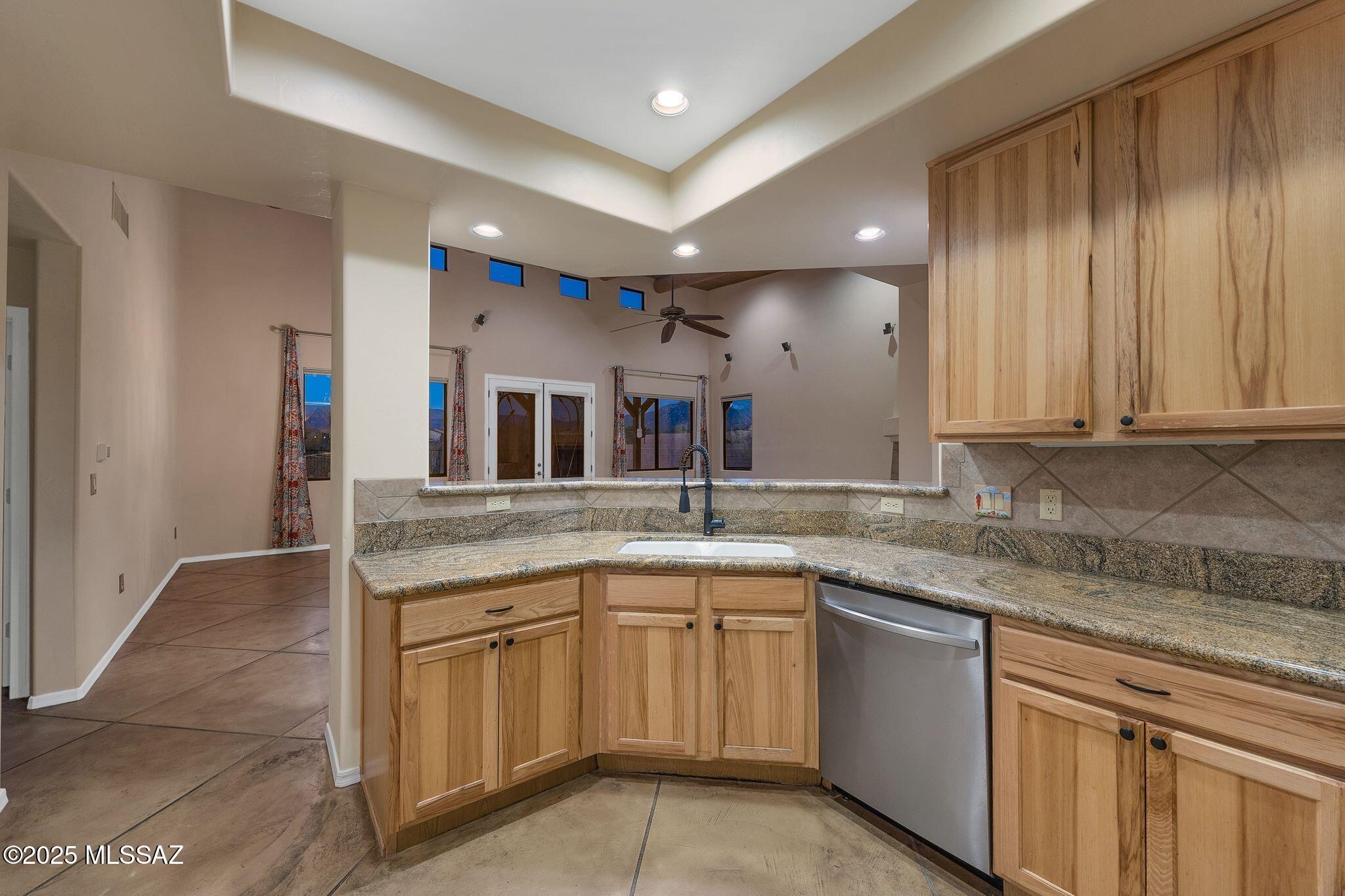 9941 S Placita De La Bondad