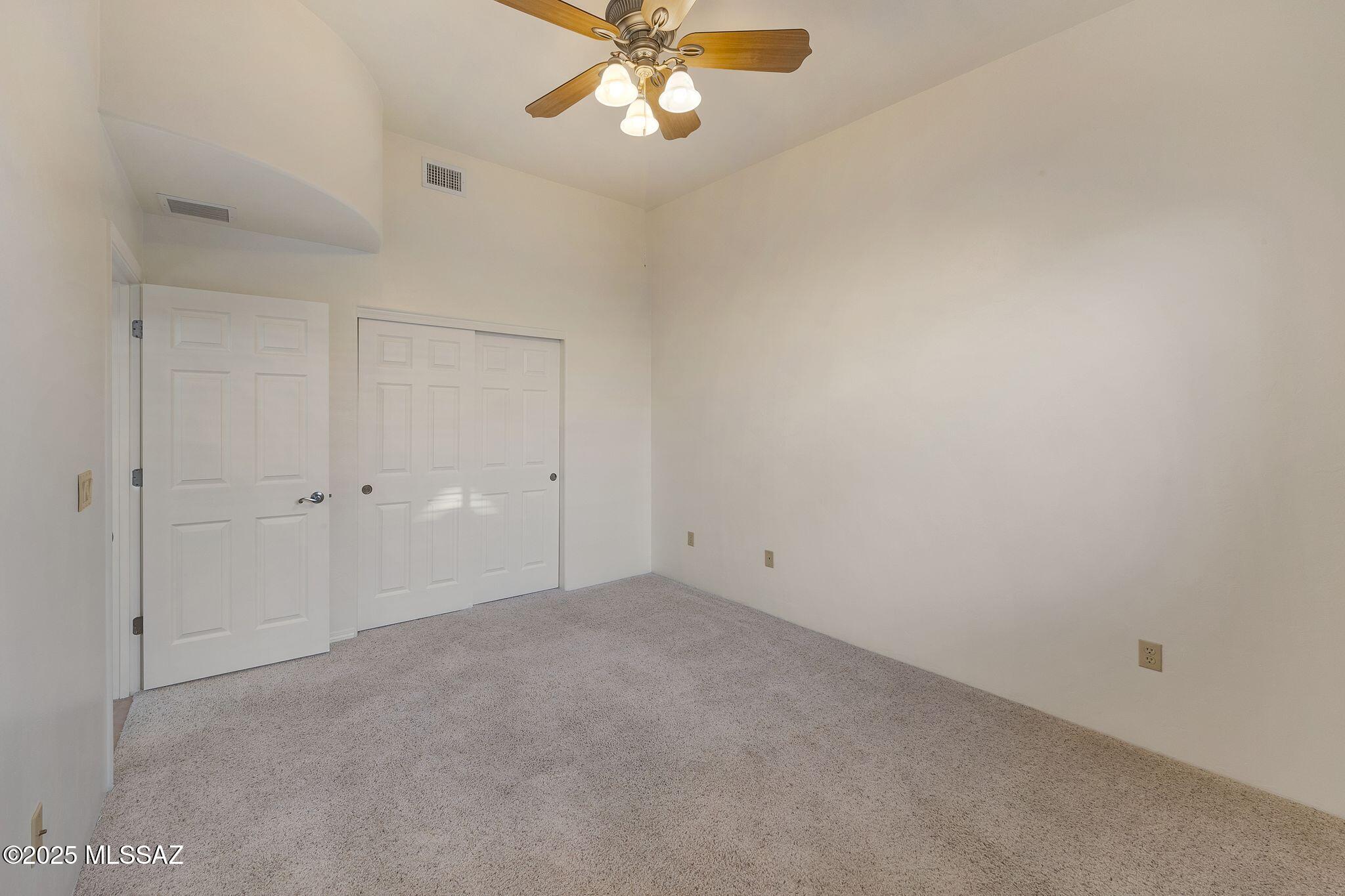 9941 S Placita De La Bondad