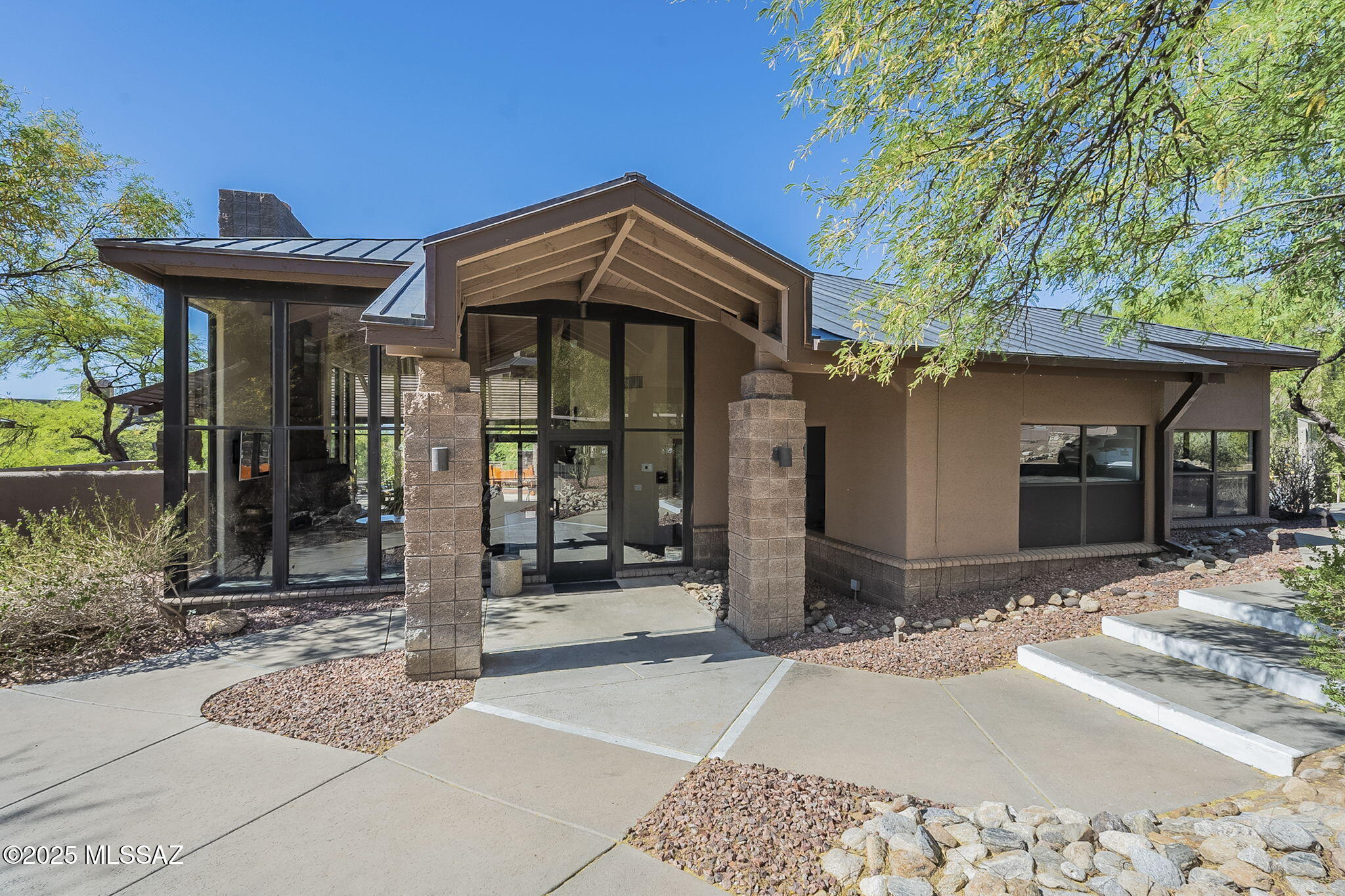 6655 N Canyon Crest Drive NE Unit: 6130