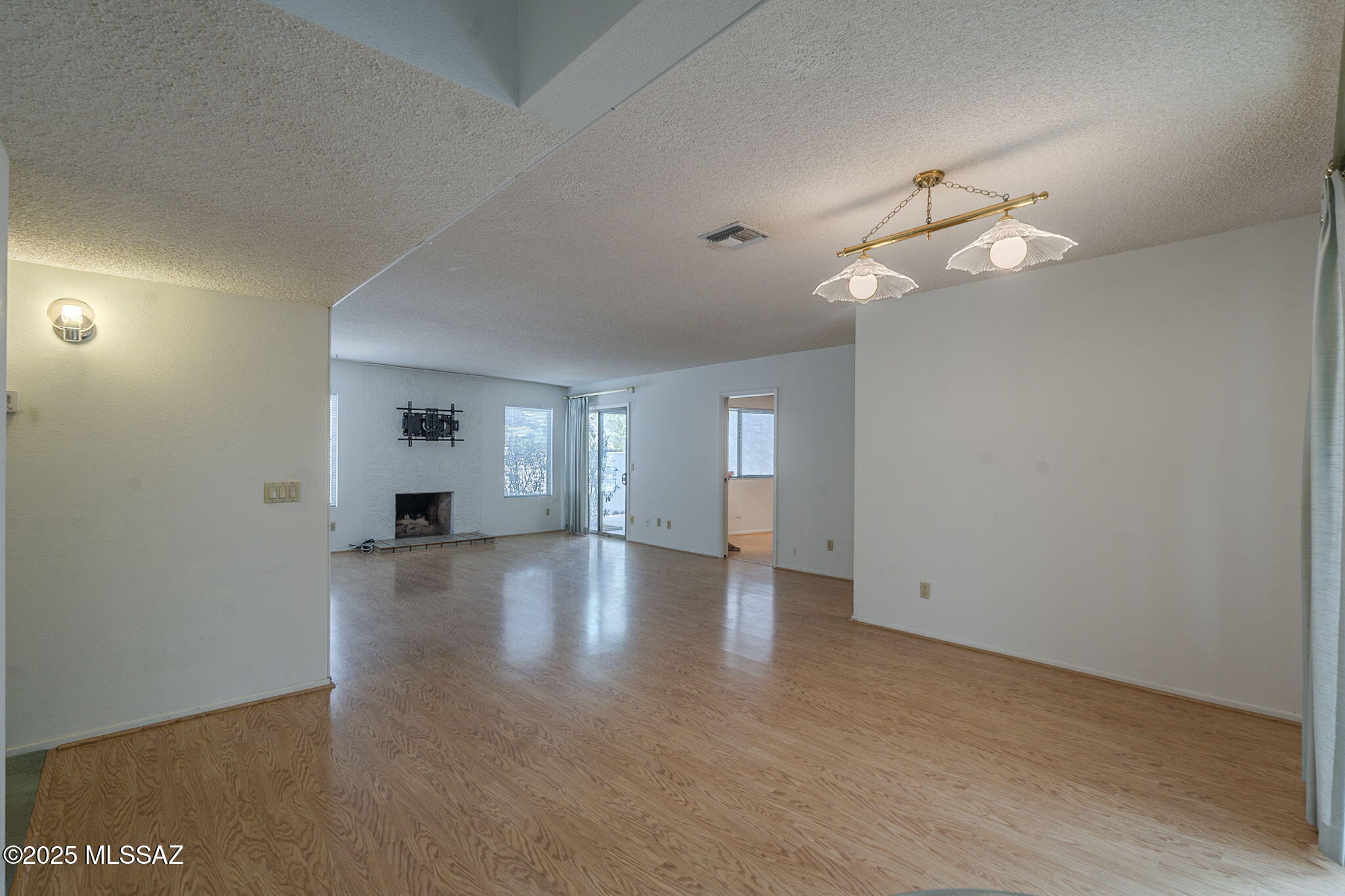 5444 N La Casita Drive