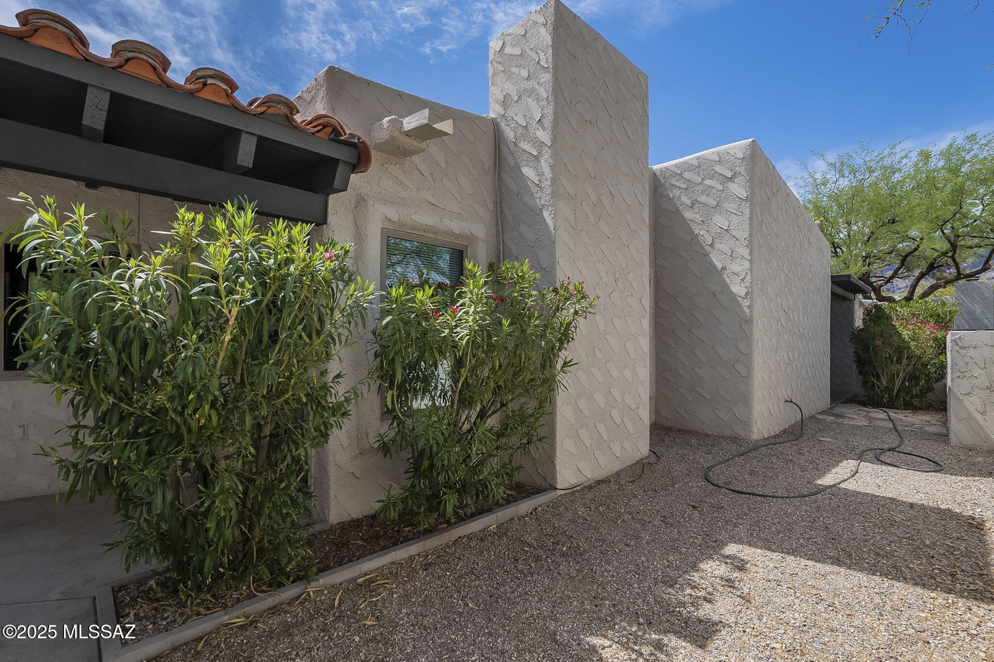 5444 N La Casita Drive