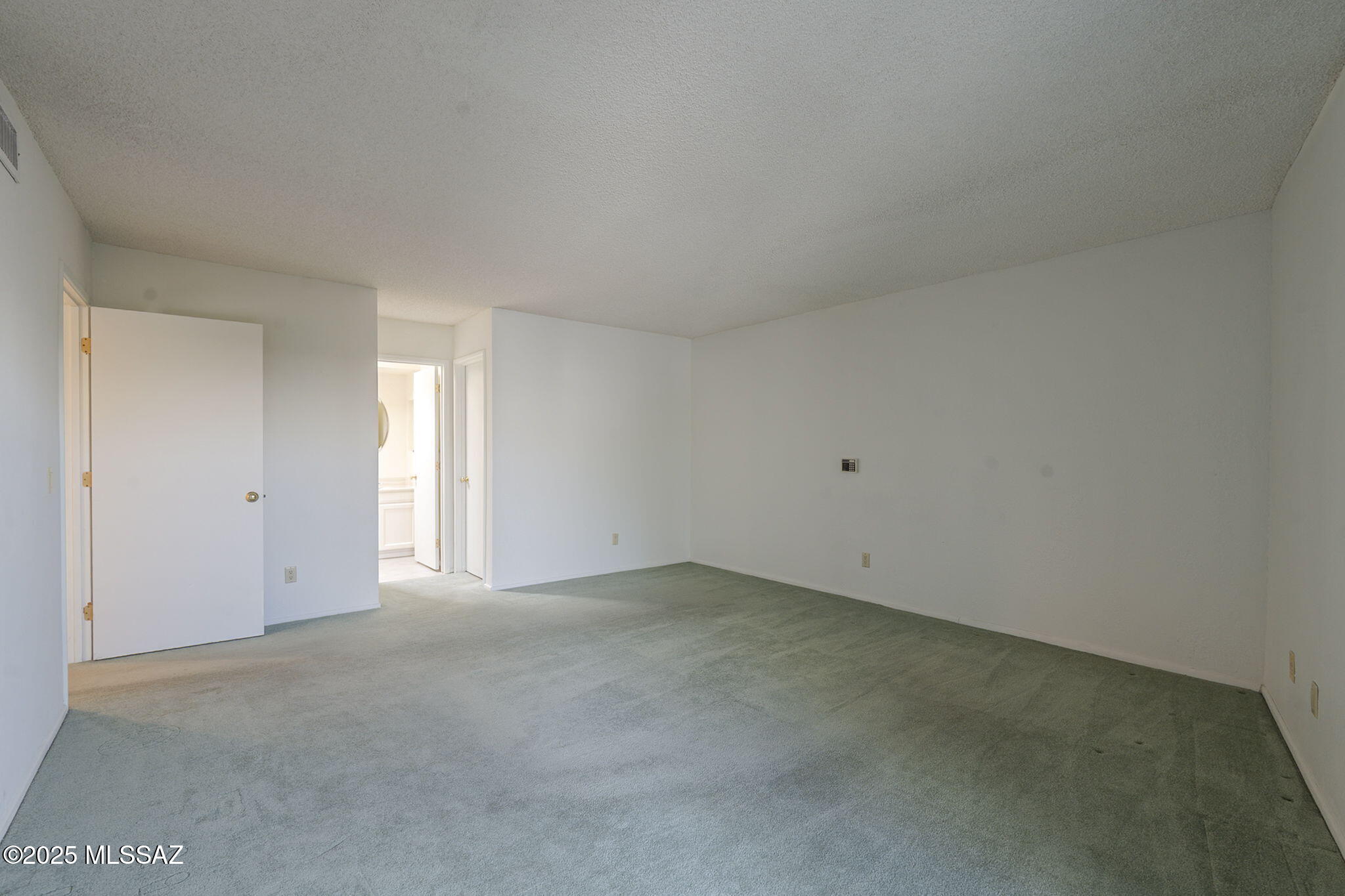 5444 N La Casita Drive