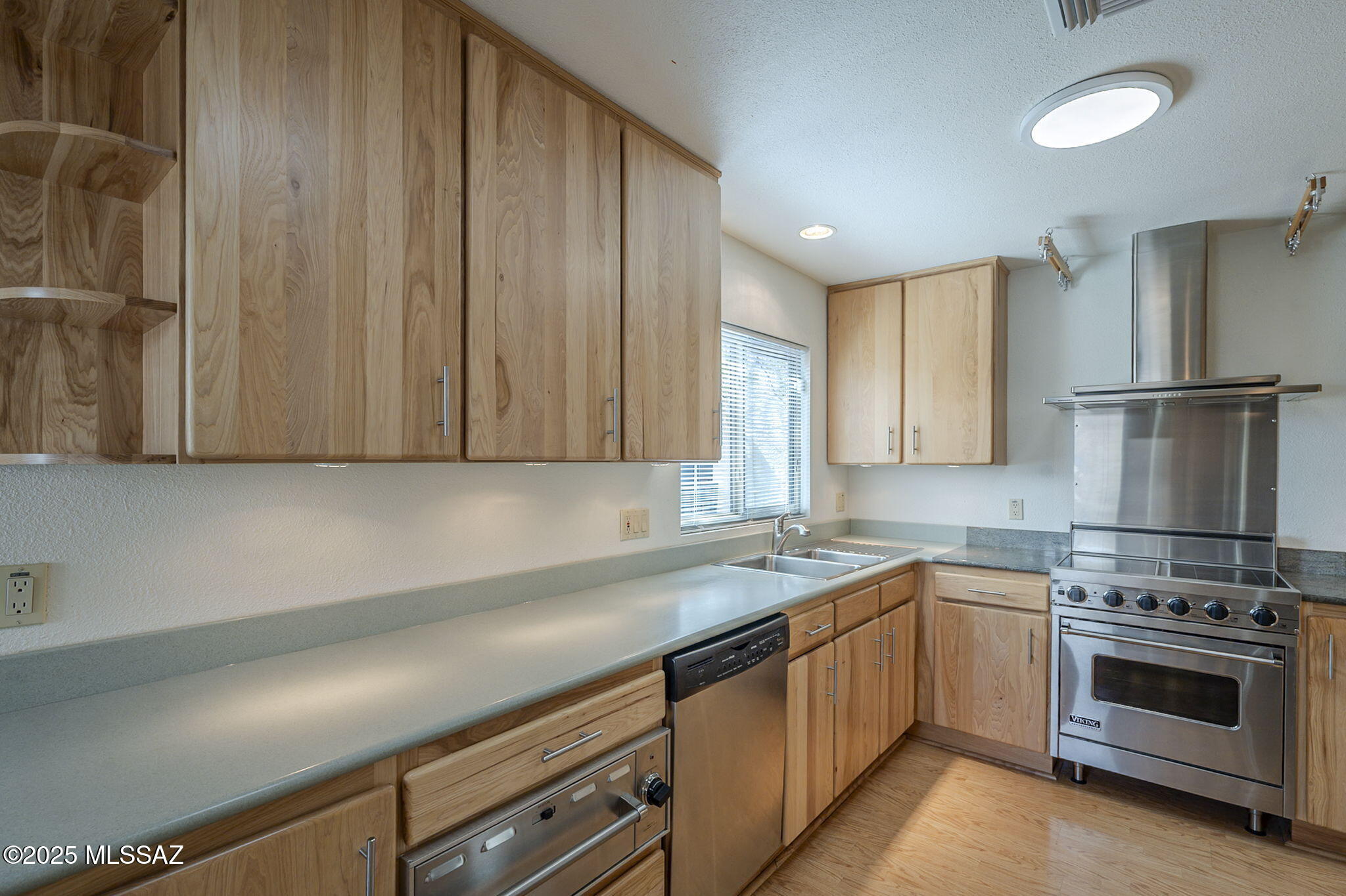 5444 N La Casita Drive