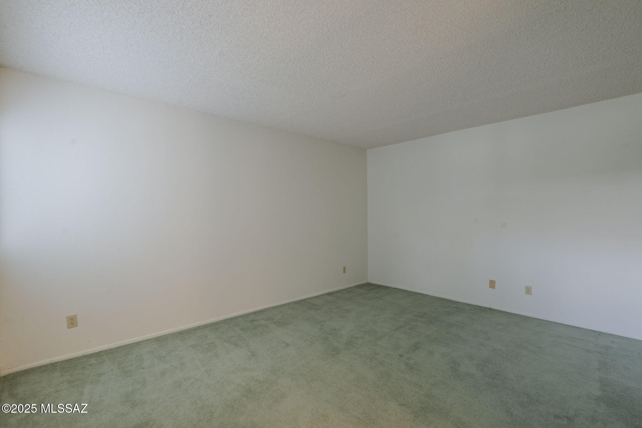 5444 N La Casita Drive