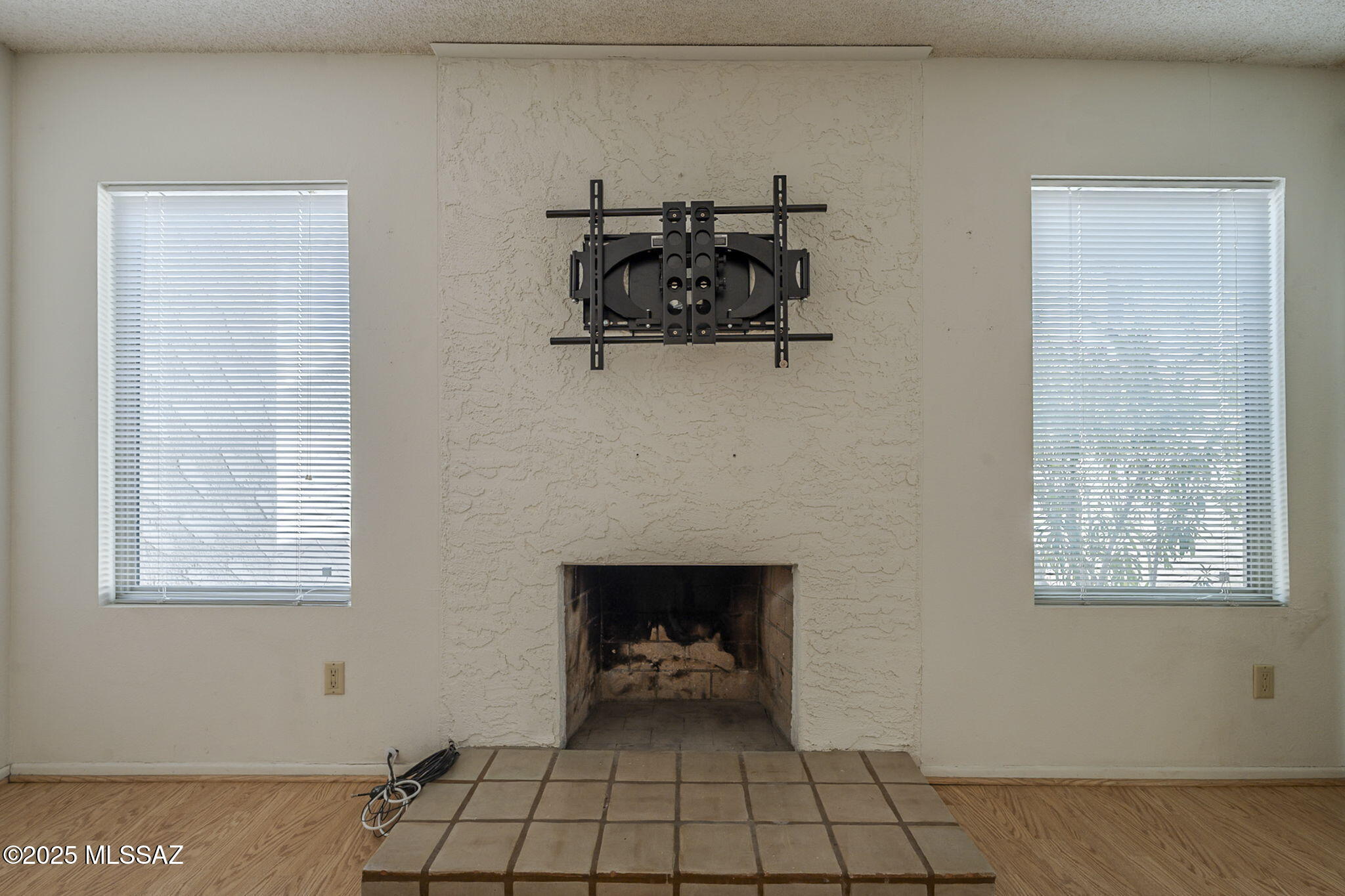 5444 N La Casita Drive