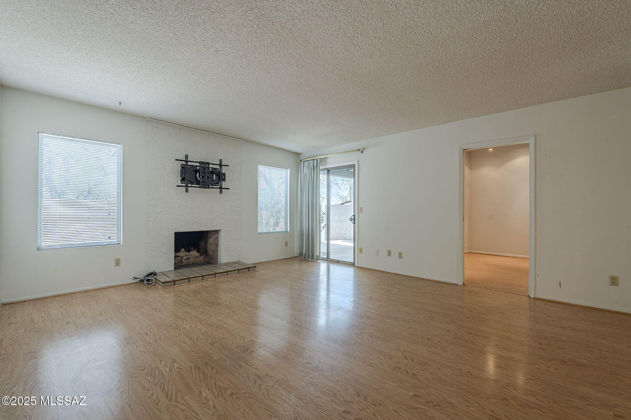 5444 N La Casita Drive