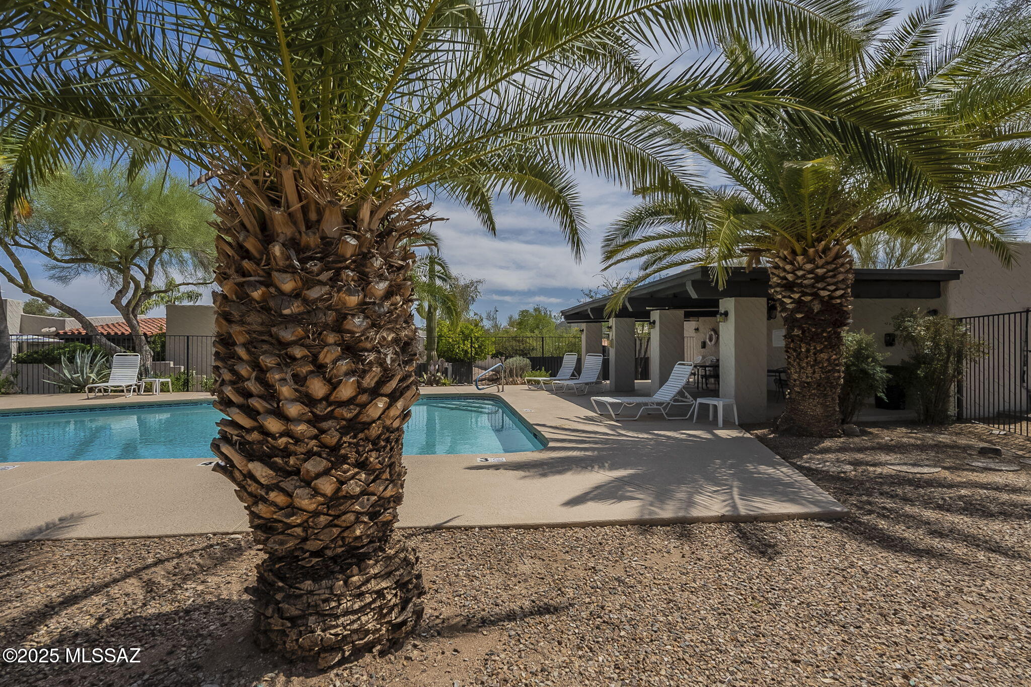 5444 N La Casita Drive