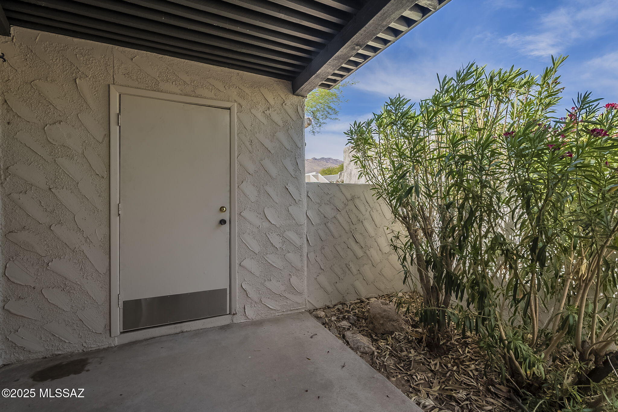 5444 N La Casita Drive