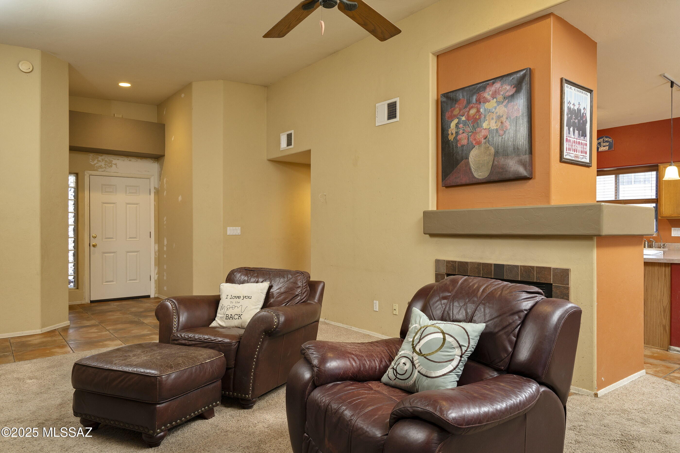 730 N Northern Vista Place