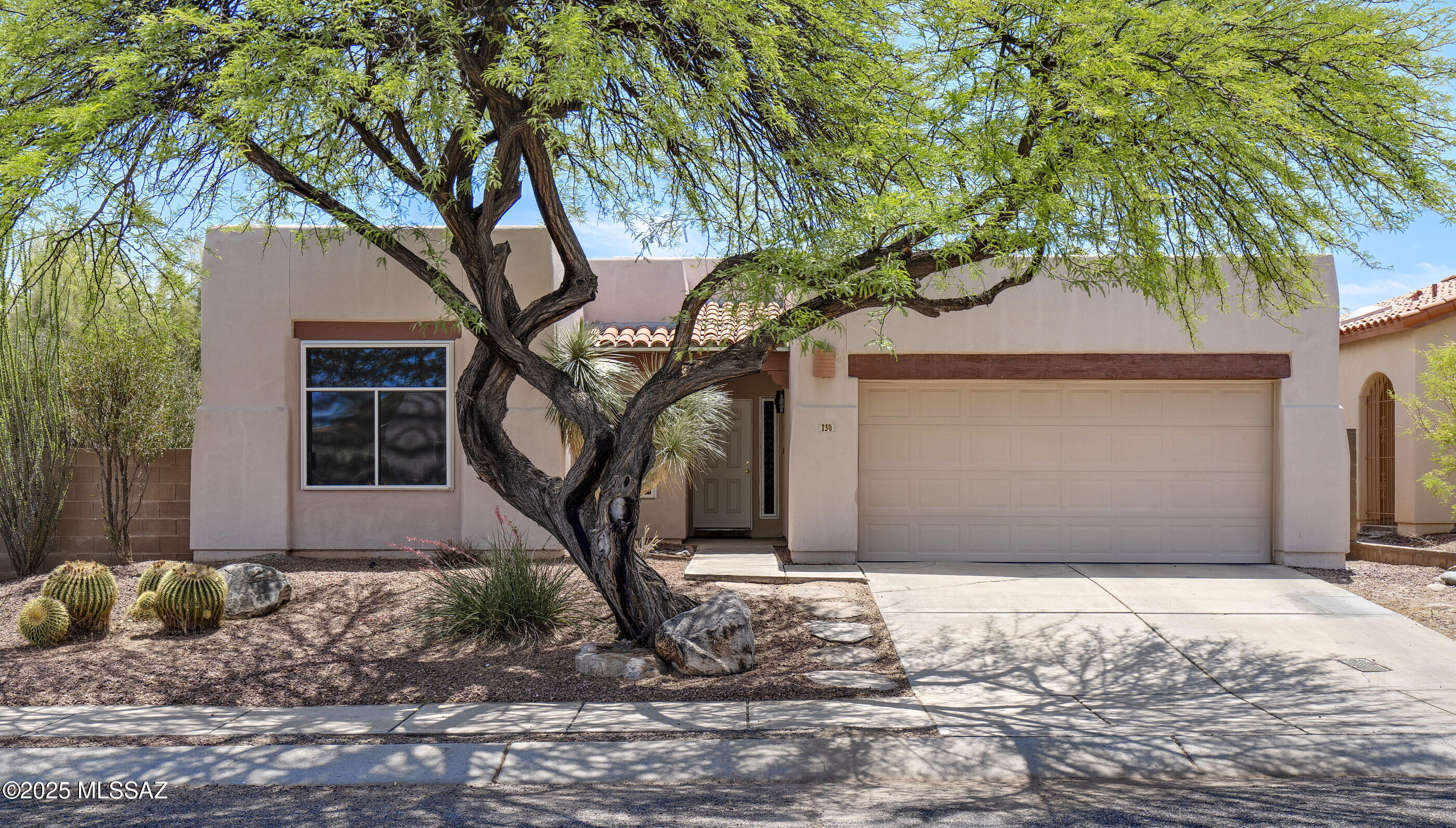 730 N Northern Vista Place