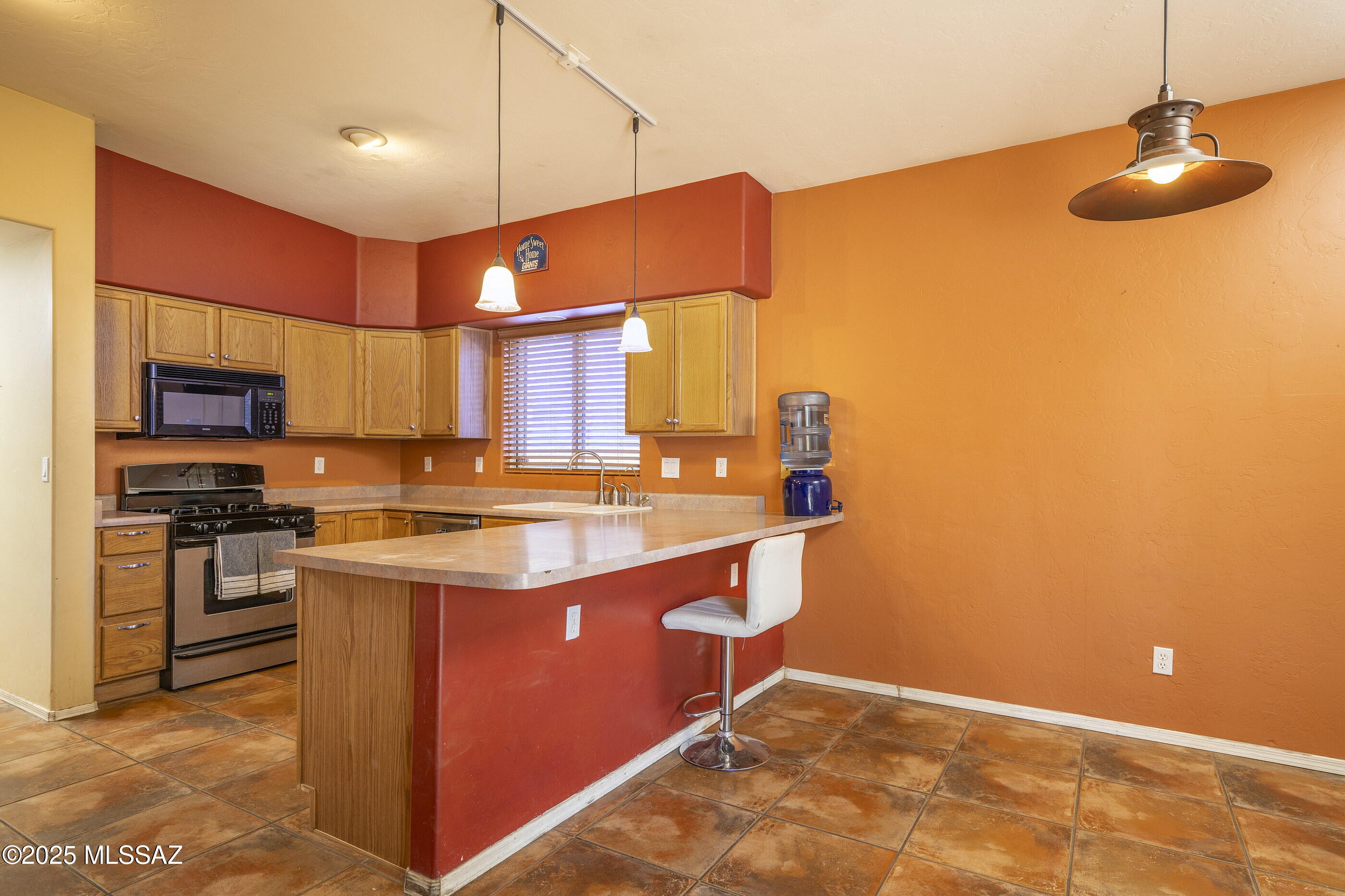 730 N Northern Vista Place