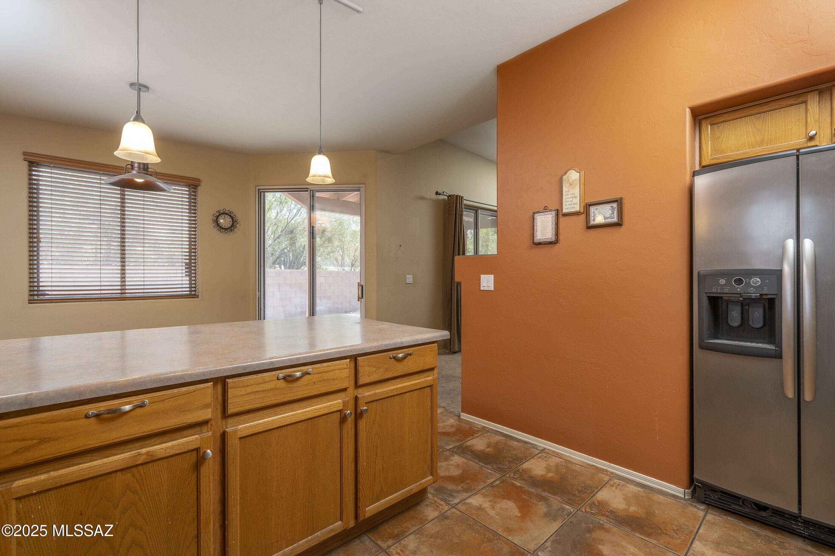 730 N Northern Vista Place