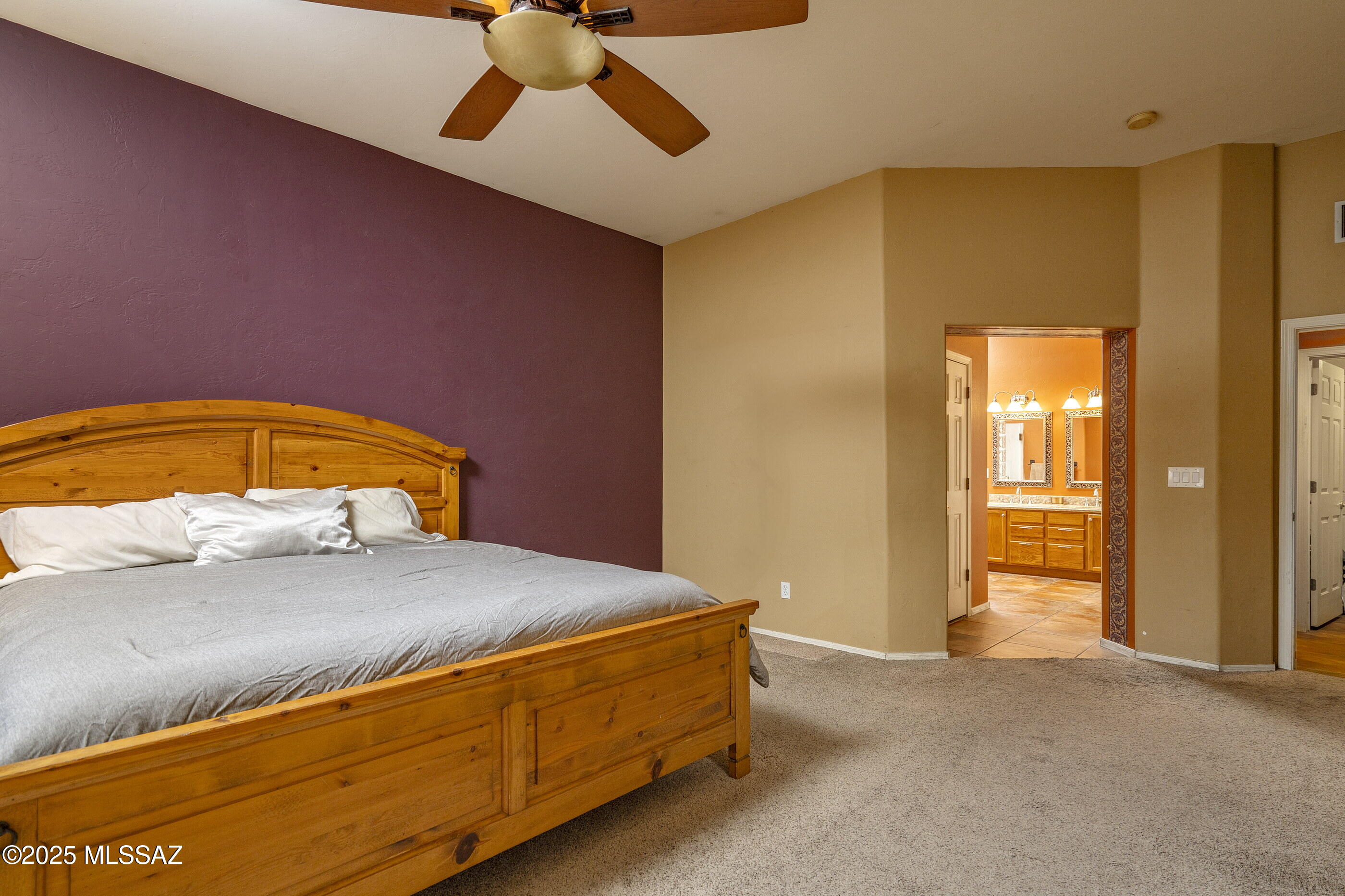 730 N Northern Vista Place