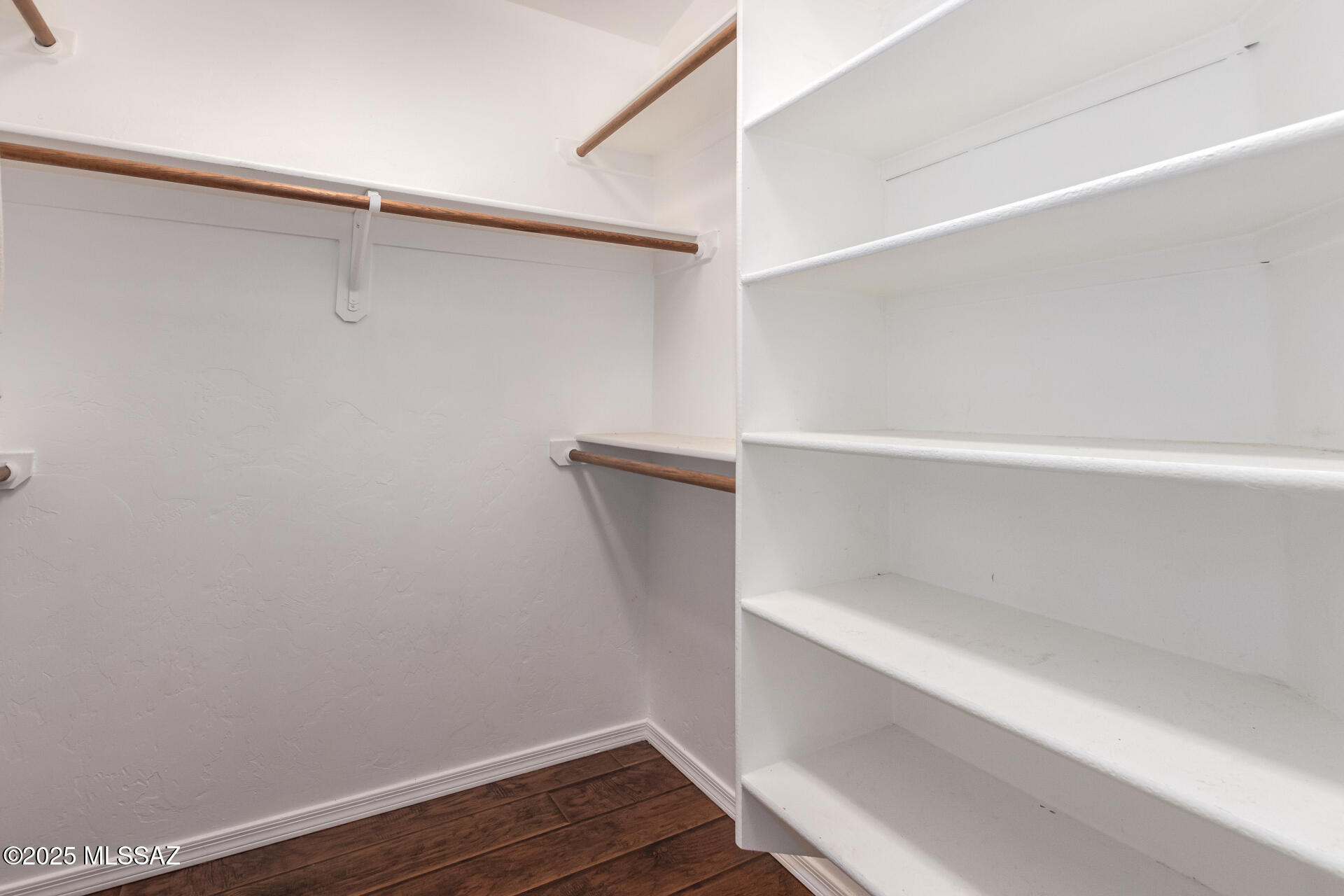 10492 E Rose Hill Street