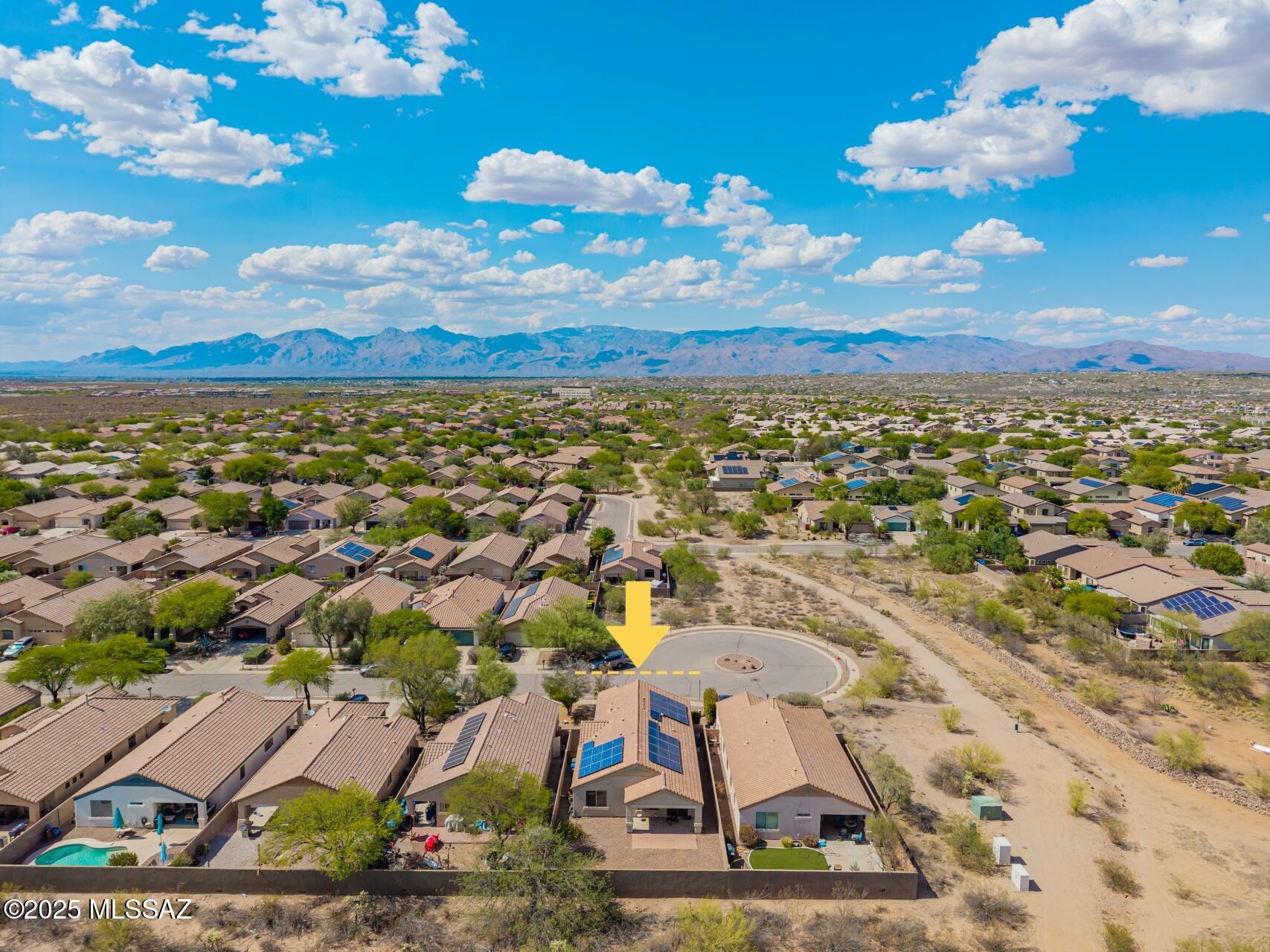 10492 E Rose Hill Street