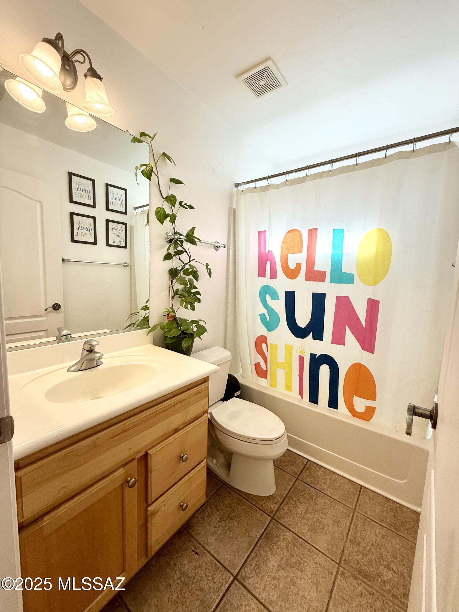 10492 E Rose Hill Street