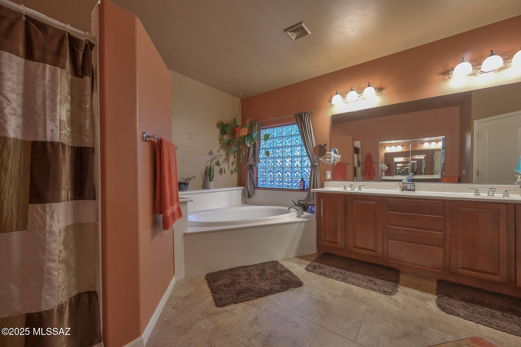 14245 E Wild Jesse Way