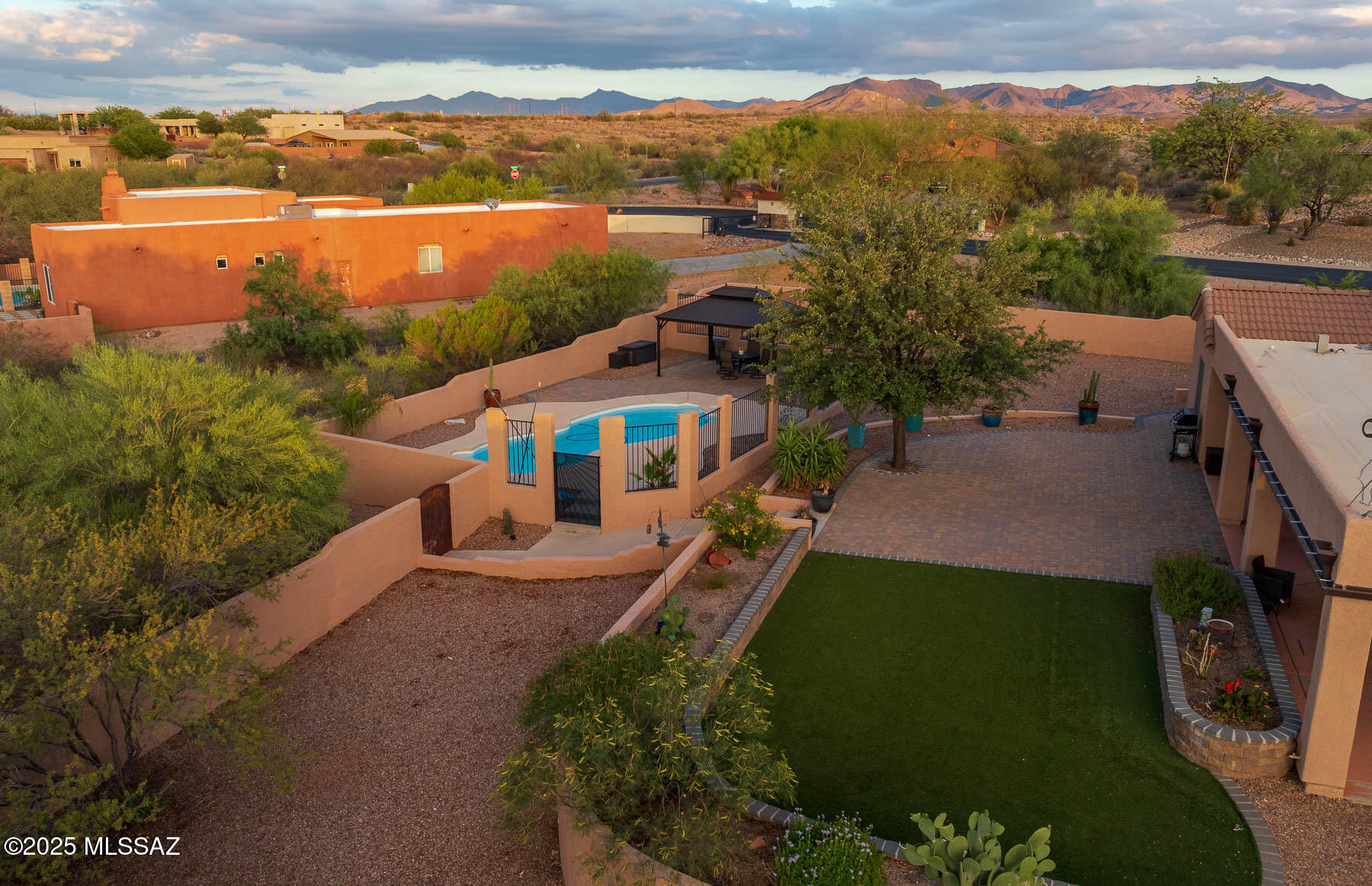 14245 E Wild Jesse Way