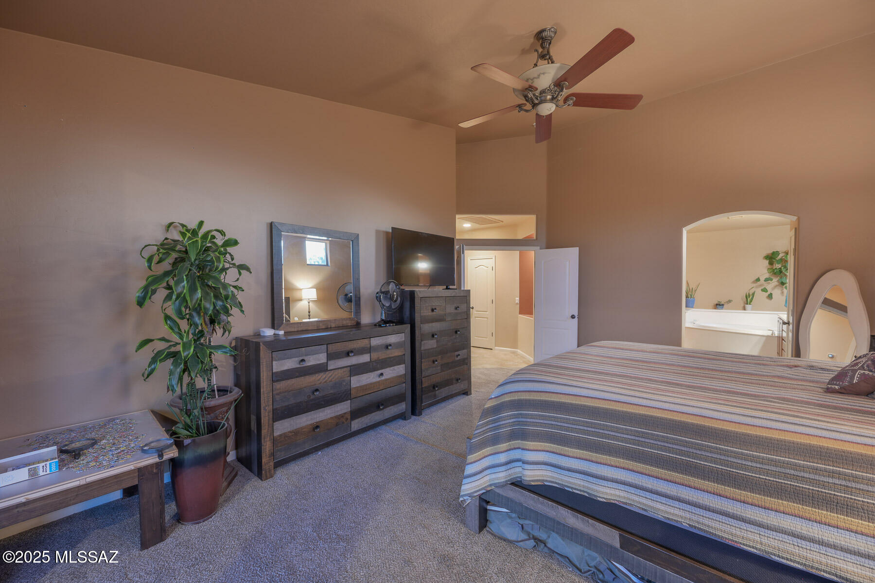 14245 E Wild Jesse Way