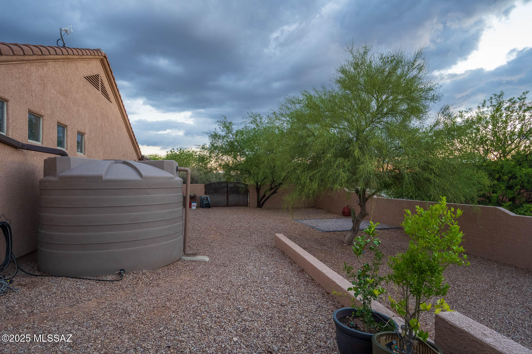 14245 E Wild Jesse Way