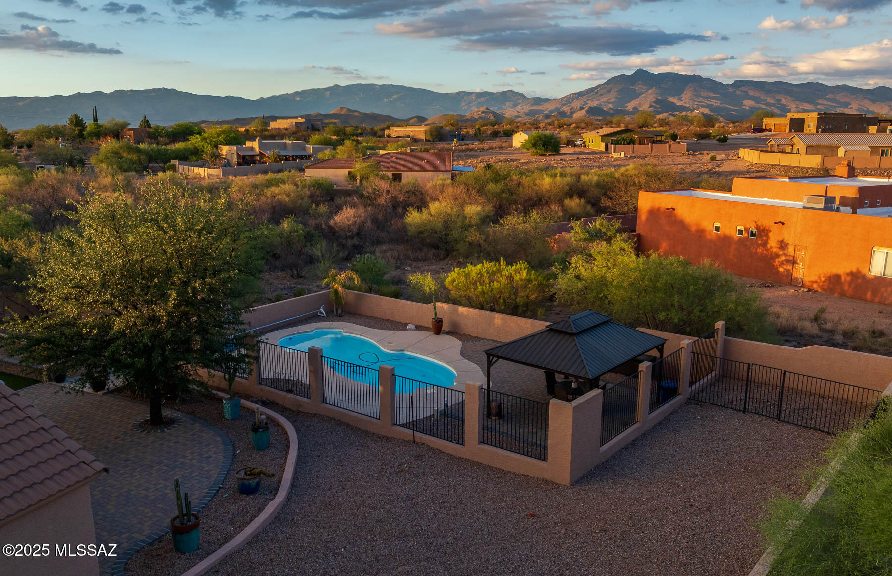 14245 E Wild Jesse Way