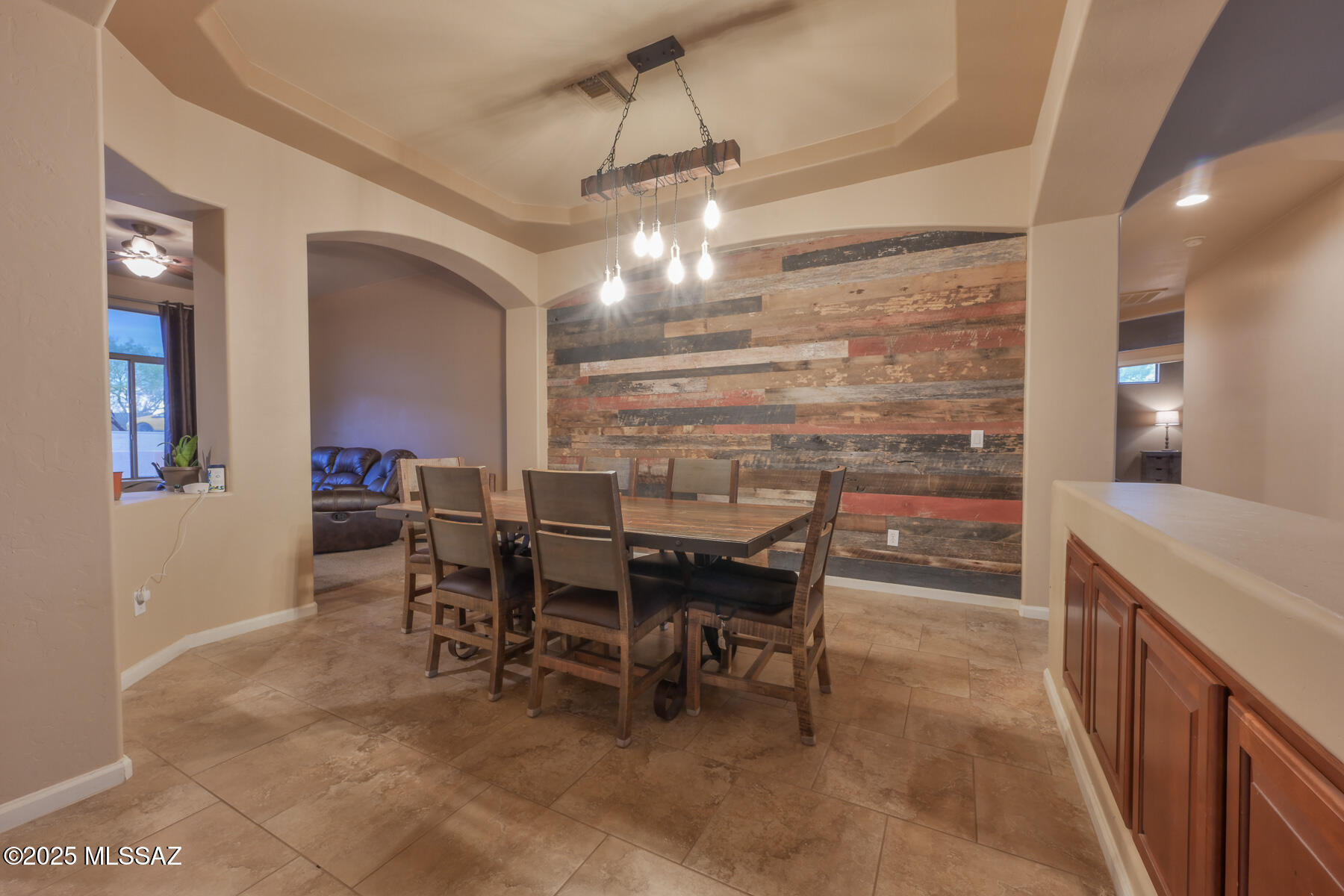 14245 E Wild Jesse Way