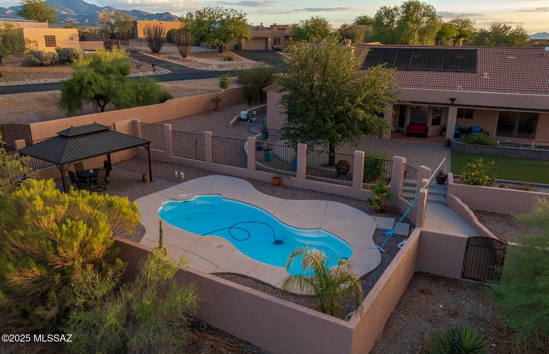 14245 E Wild Jesse Way