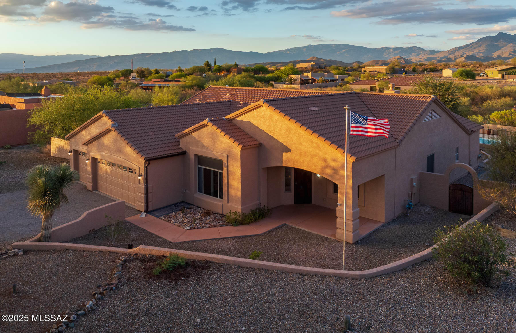 14245 E Wild Jesse Way