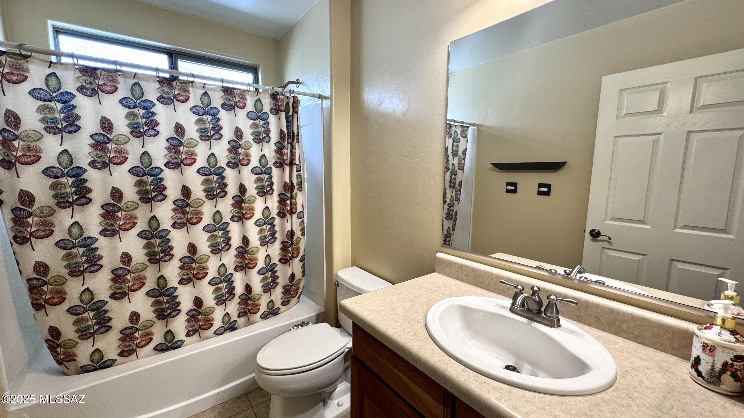 955 E Mt Shibell Drive