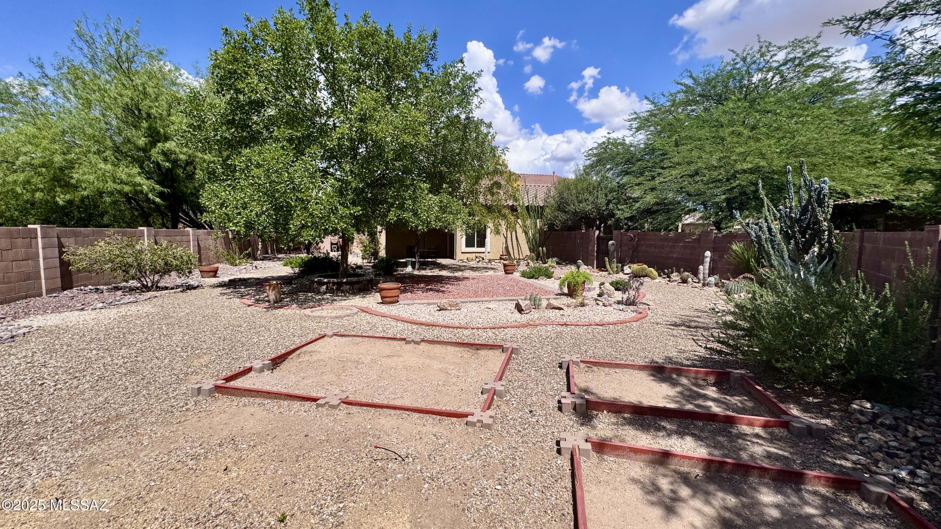 955 E Mt Shibell Drive