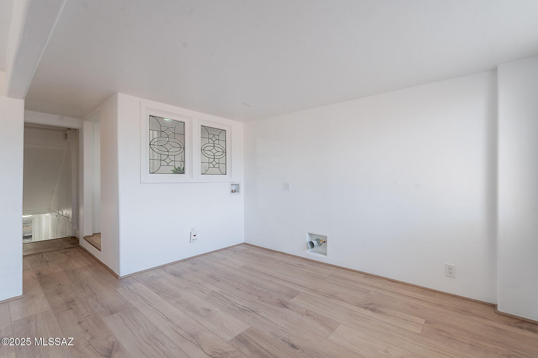 4038 E Bellevue Street