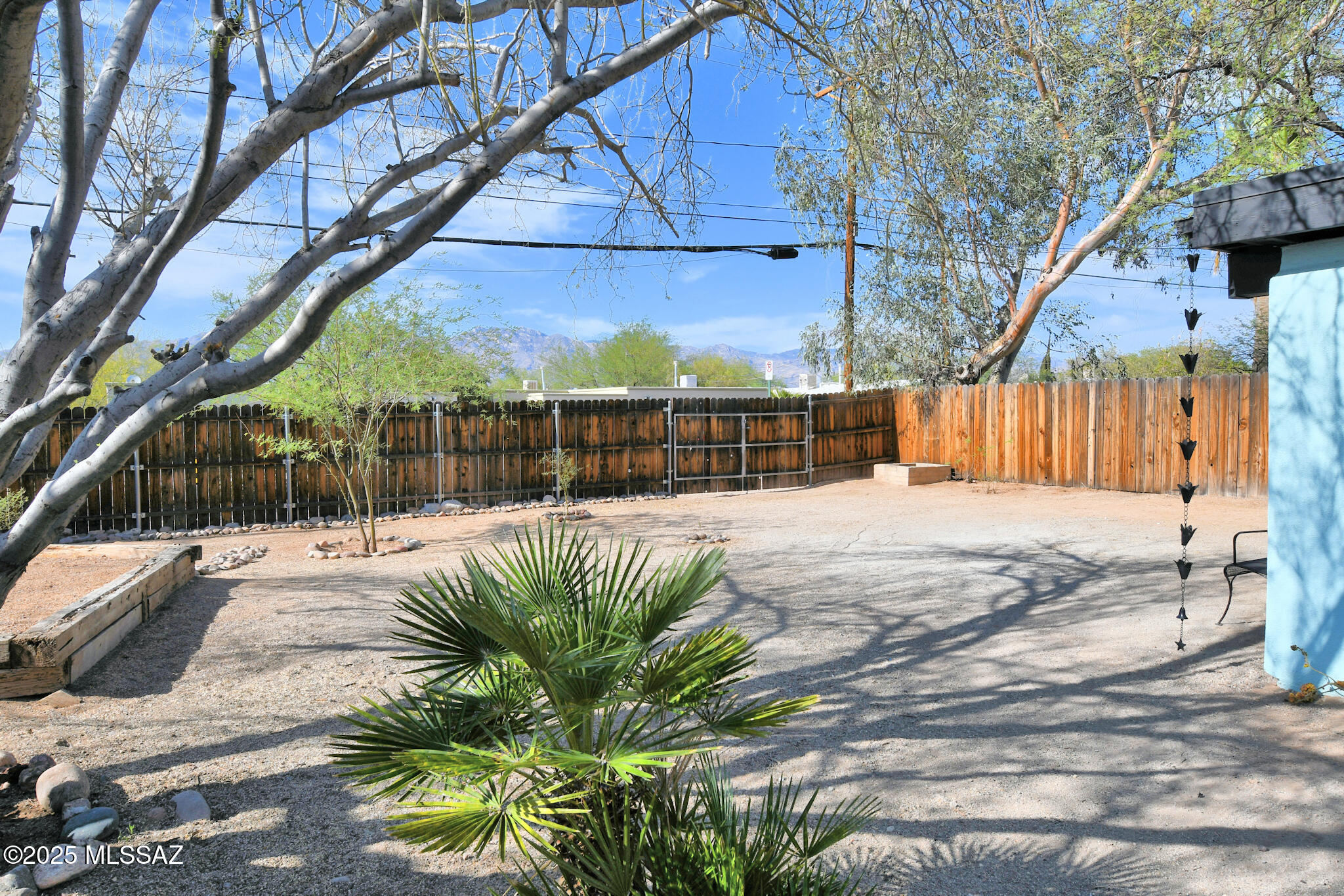 4038 E Bellevue Street