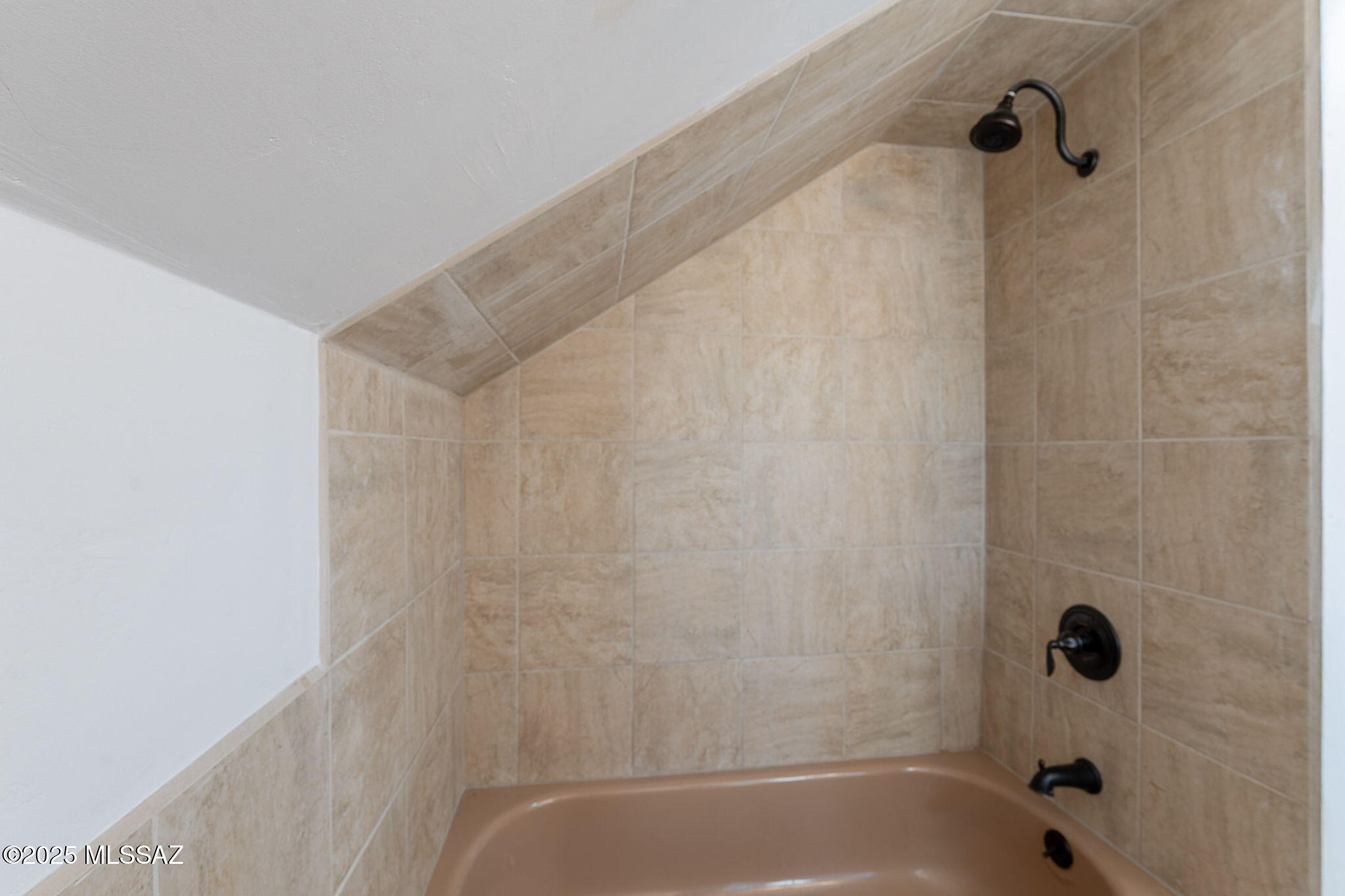 4038 E Bellevue Street