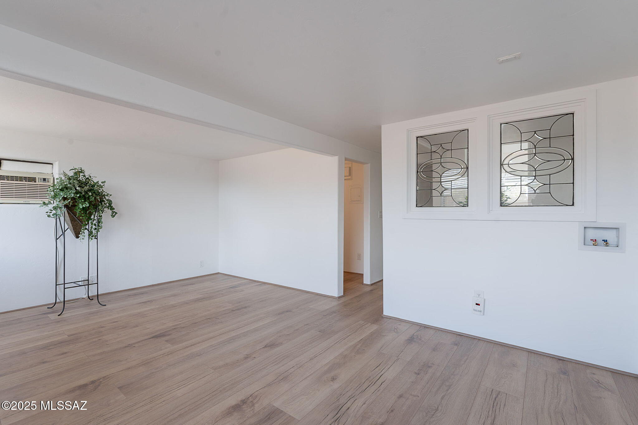 4038 E Bellevue Street