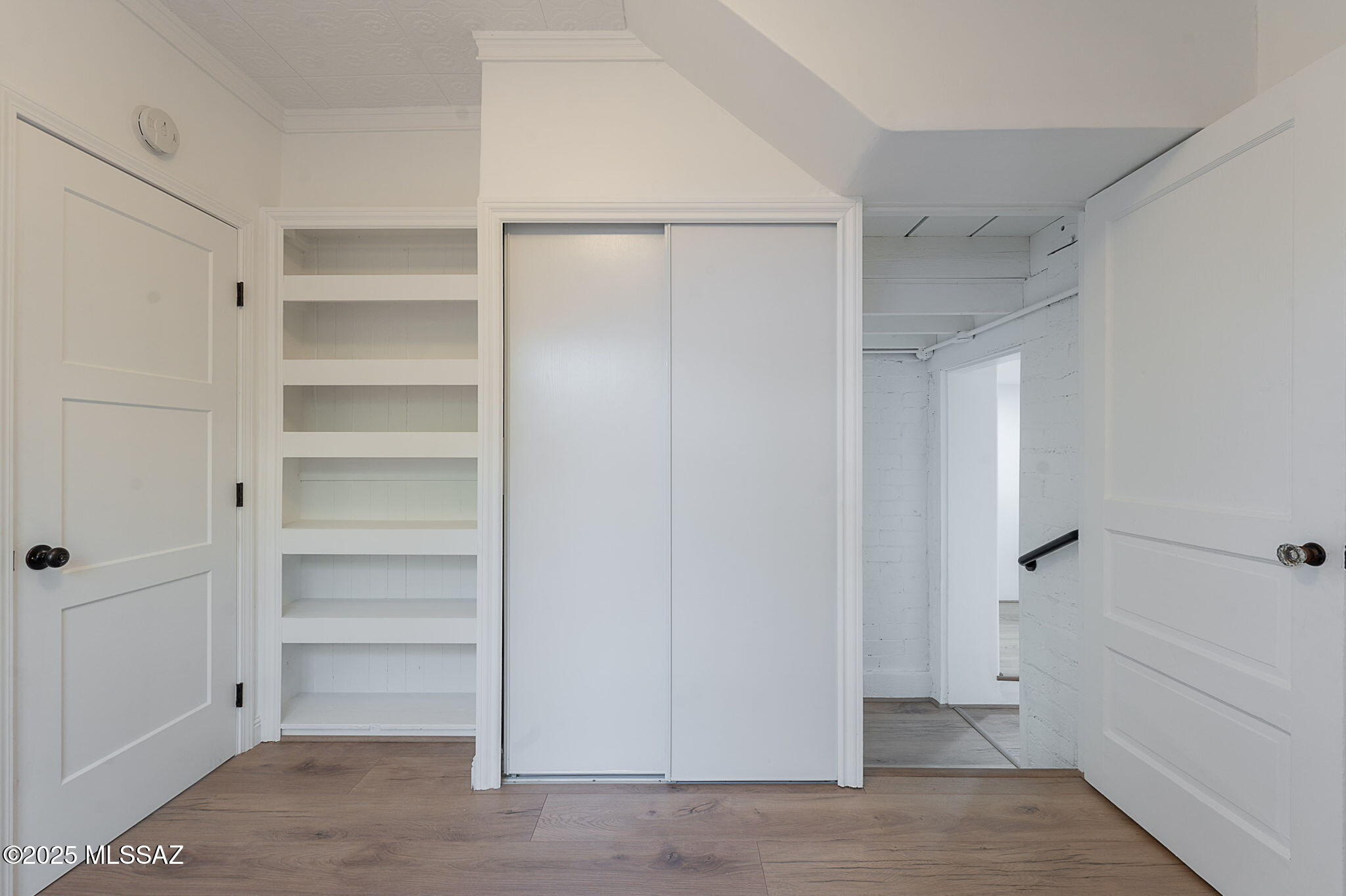 4038 E Bellevue Street