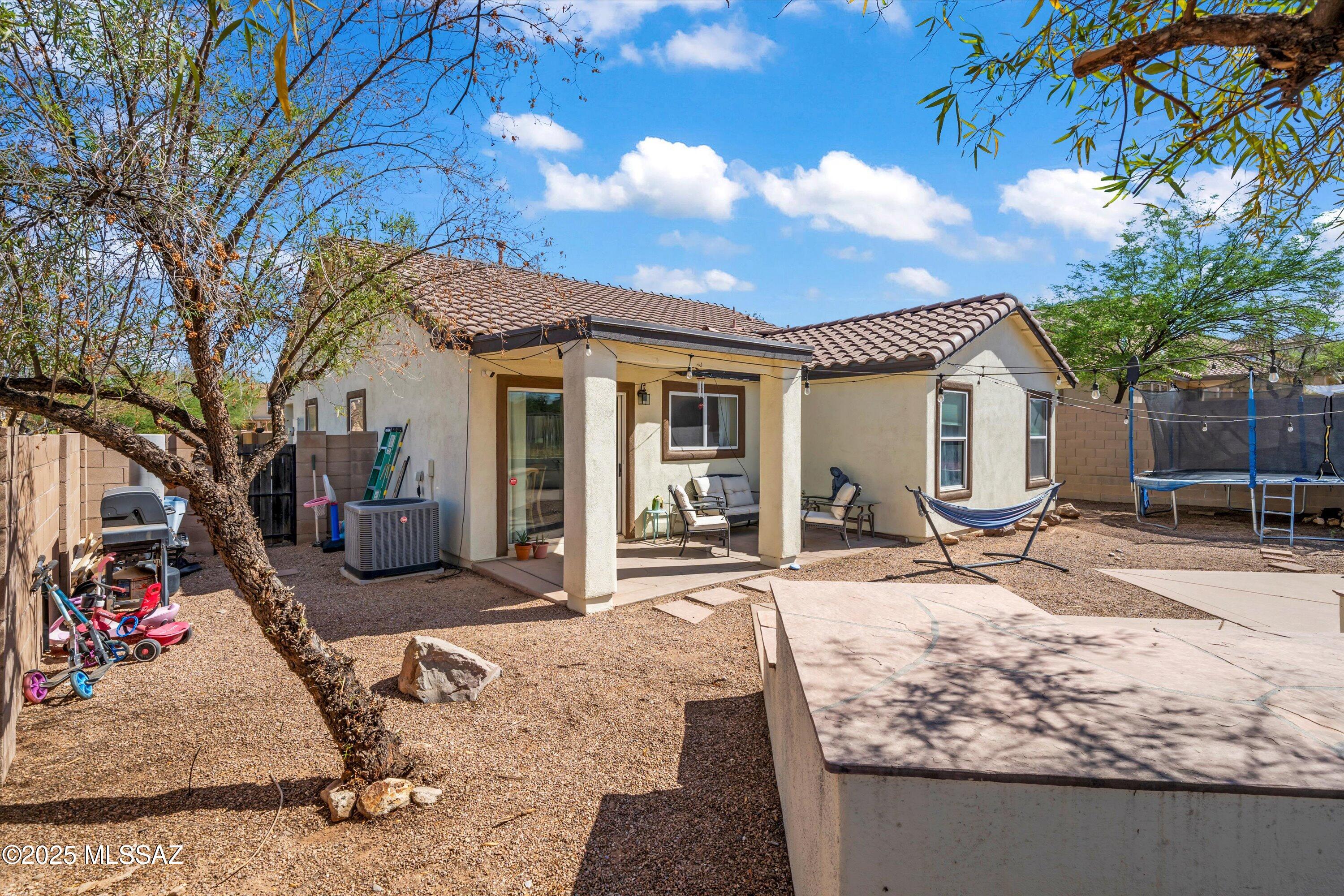 784 W Paseo Celestial