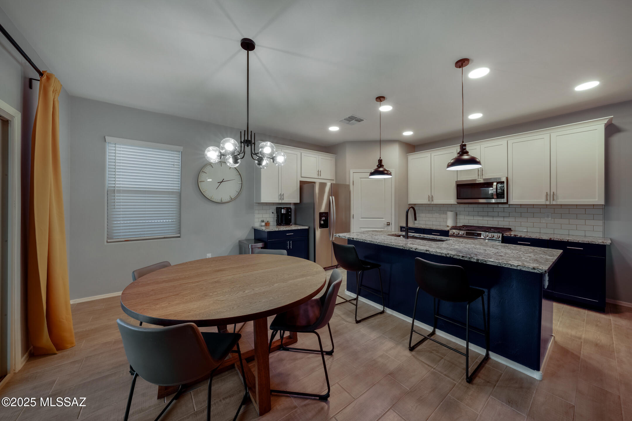 10544 S Avenida Lago De Plata