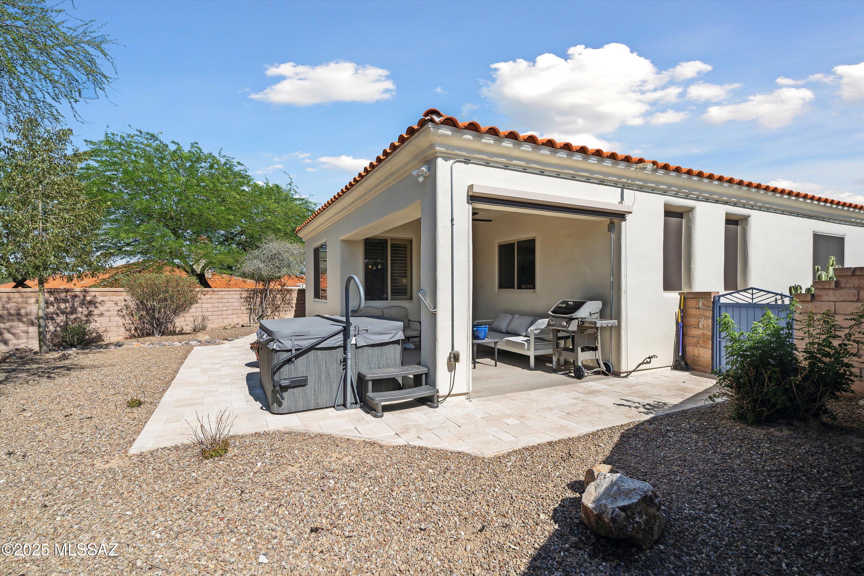 7274 E Placita Rancho La Cholla