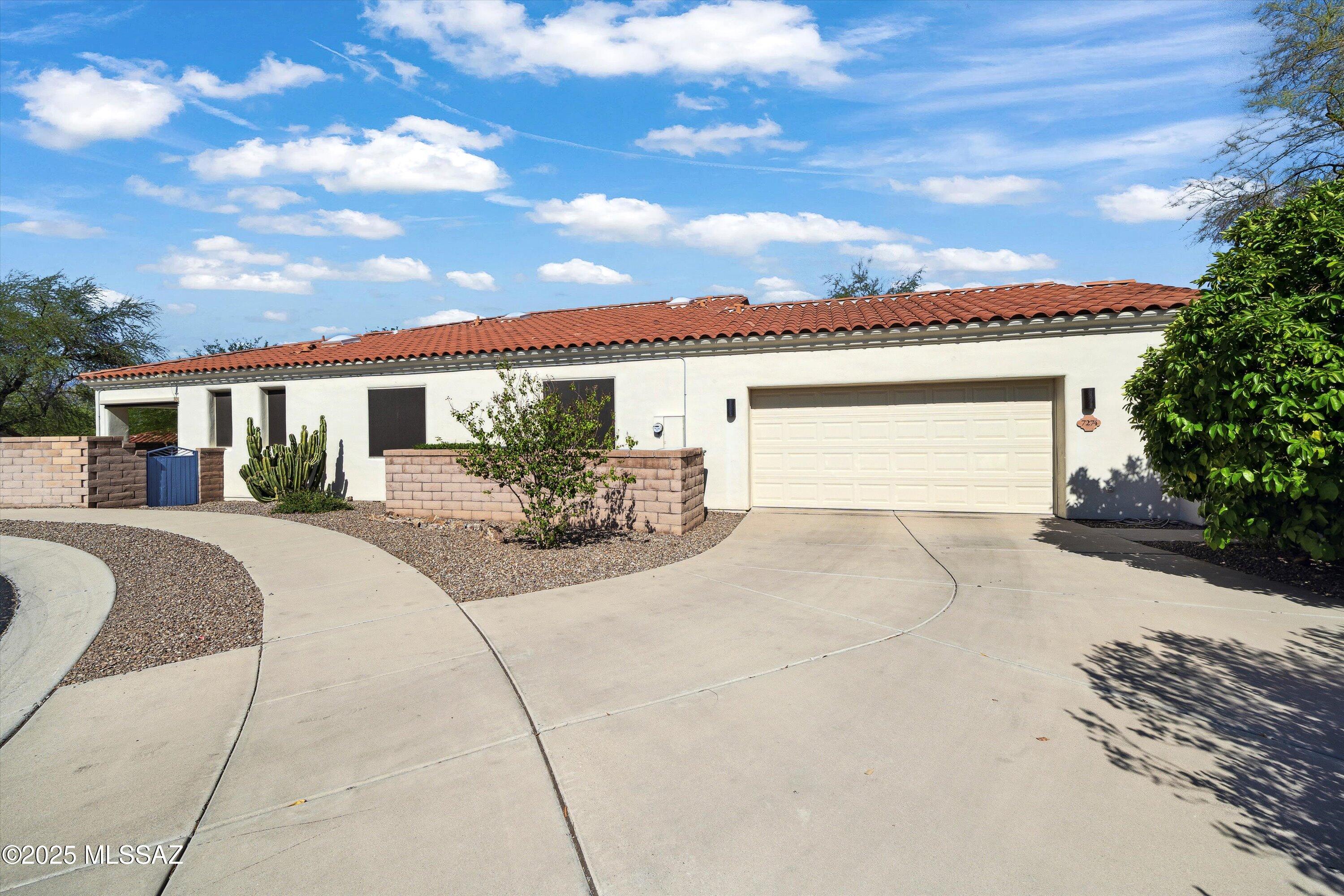 7274 E Placita Rancho La Cholla