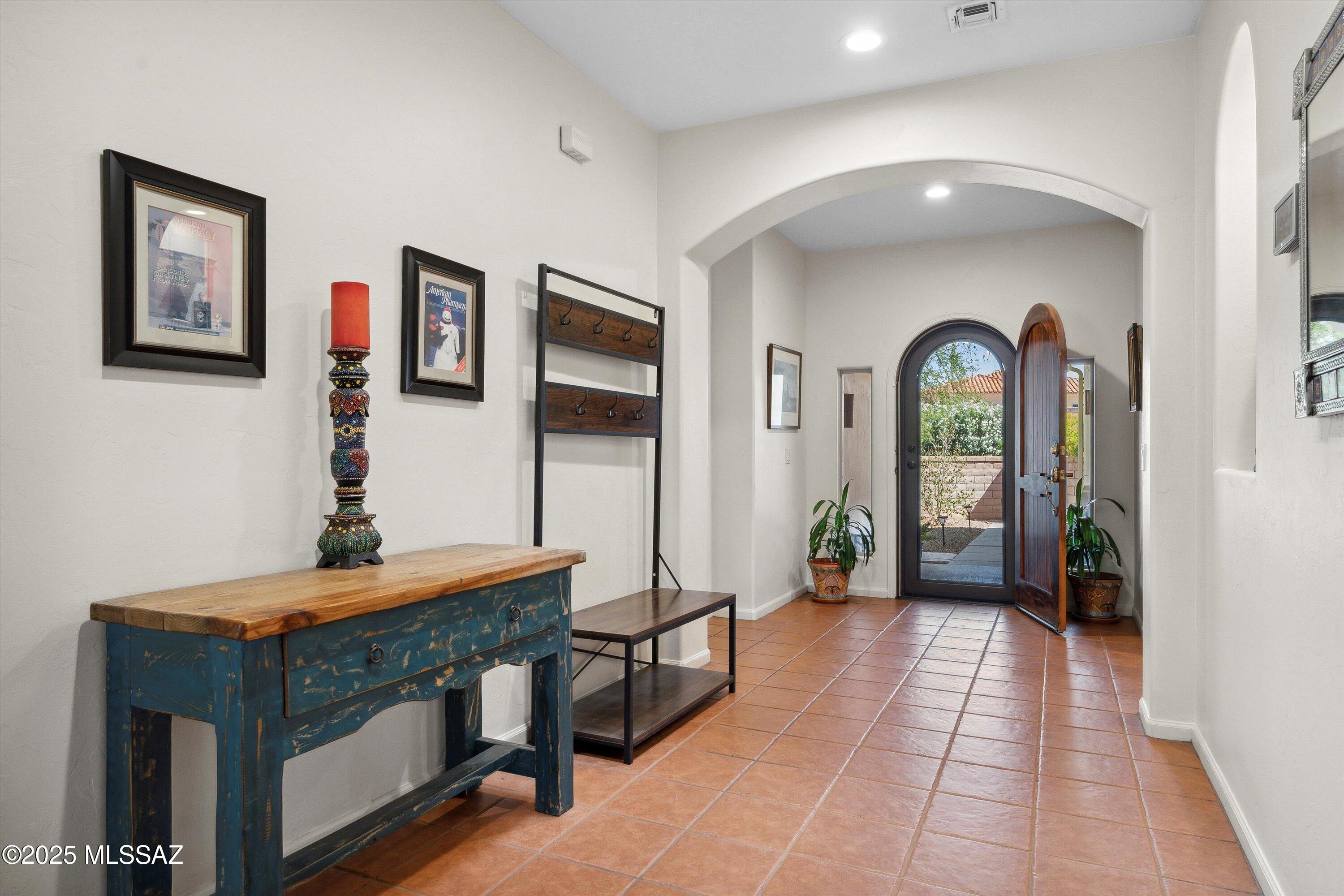 7274 E Placita Rancho La Cholla
